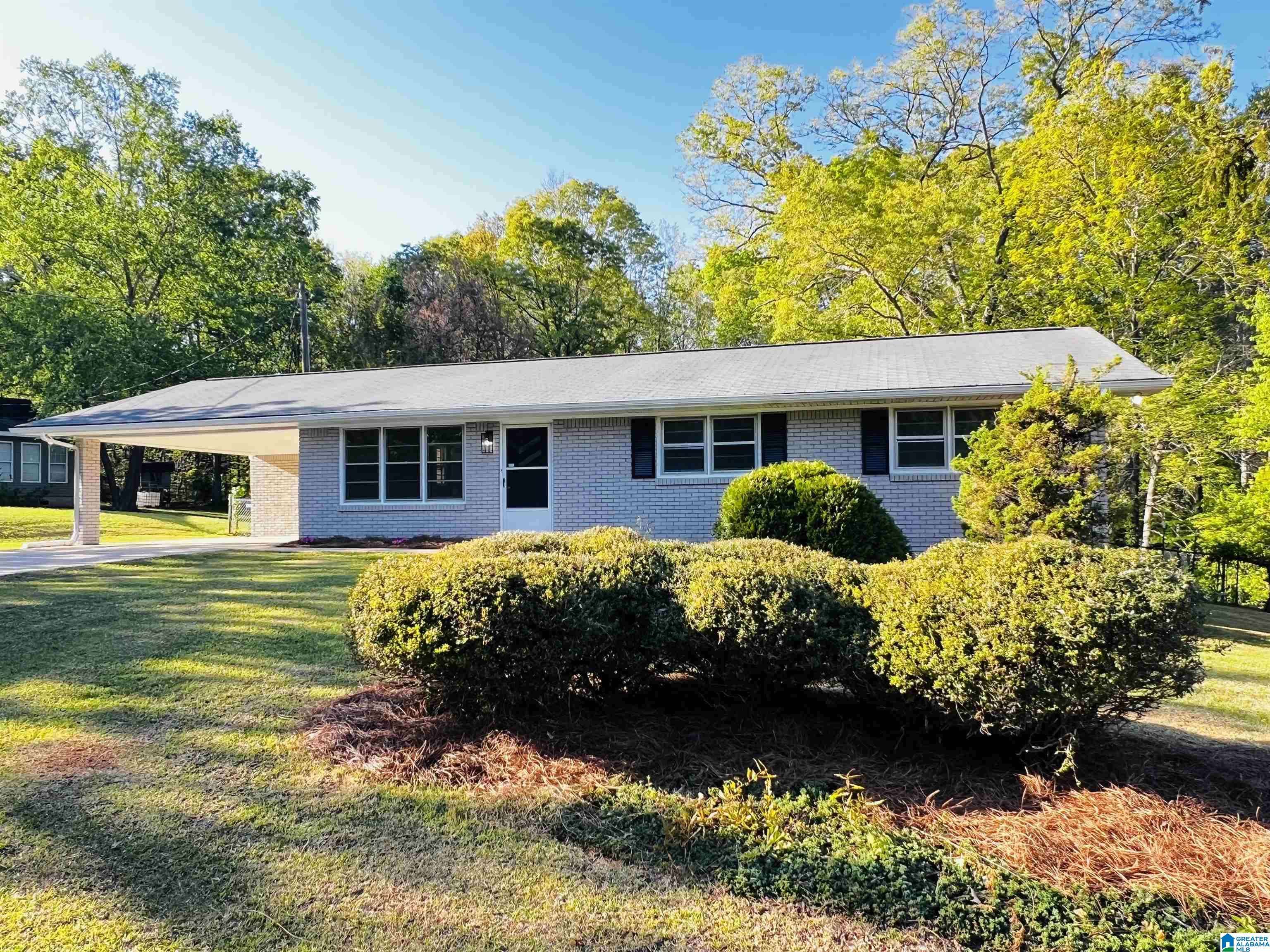 Anniston, AL 36206,211 OAK ROAD