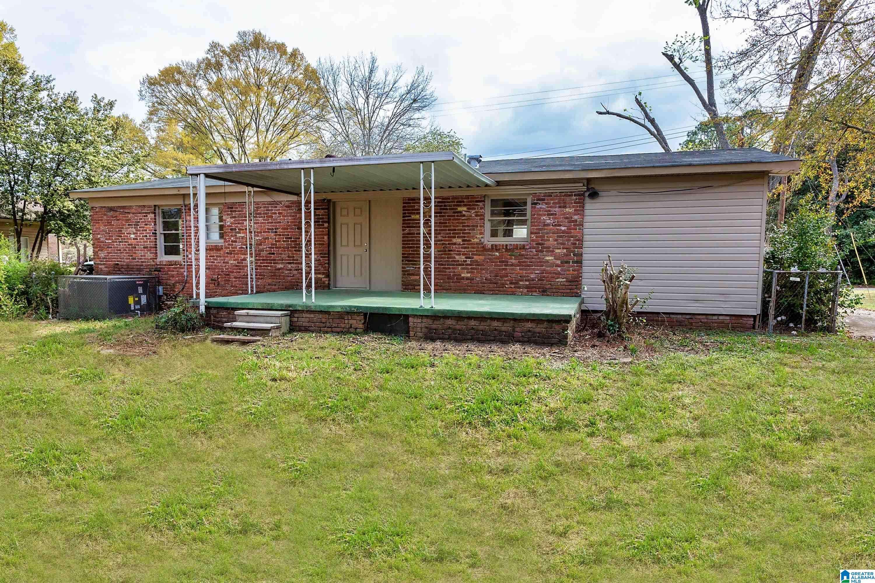 Birmingham, AL 35215,805 TAMPA LANE NE