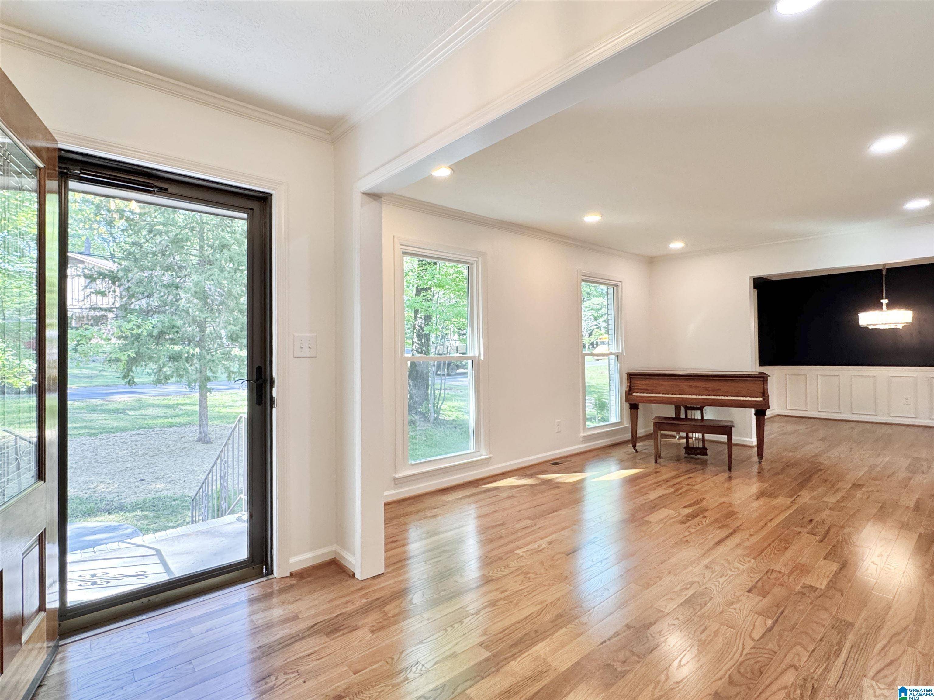 Vestavia Hills, AL 35243,2737 ACTON ROAD