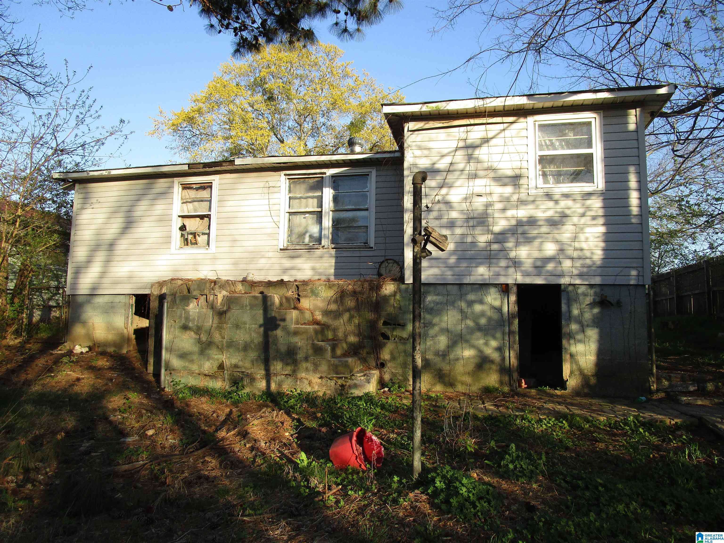 Bessemer, AL 35020,912 AVENUE I