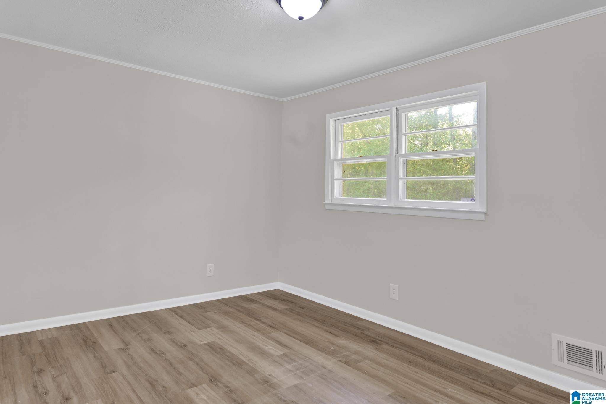 Oxford, AL 36203,111 HICKORY DRIVE