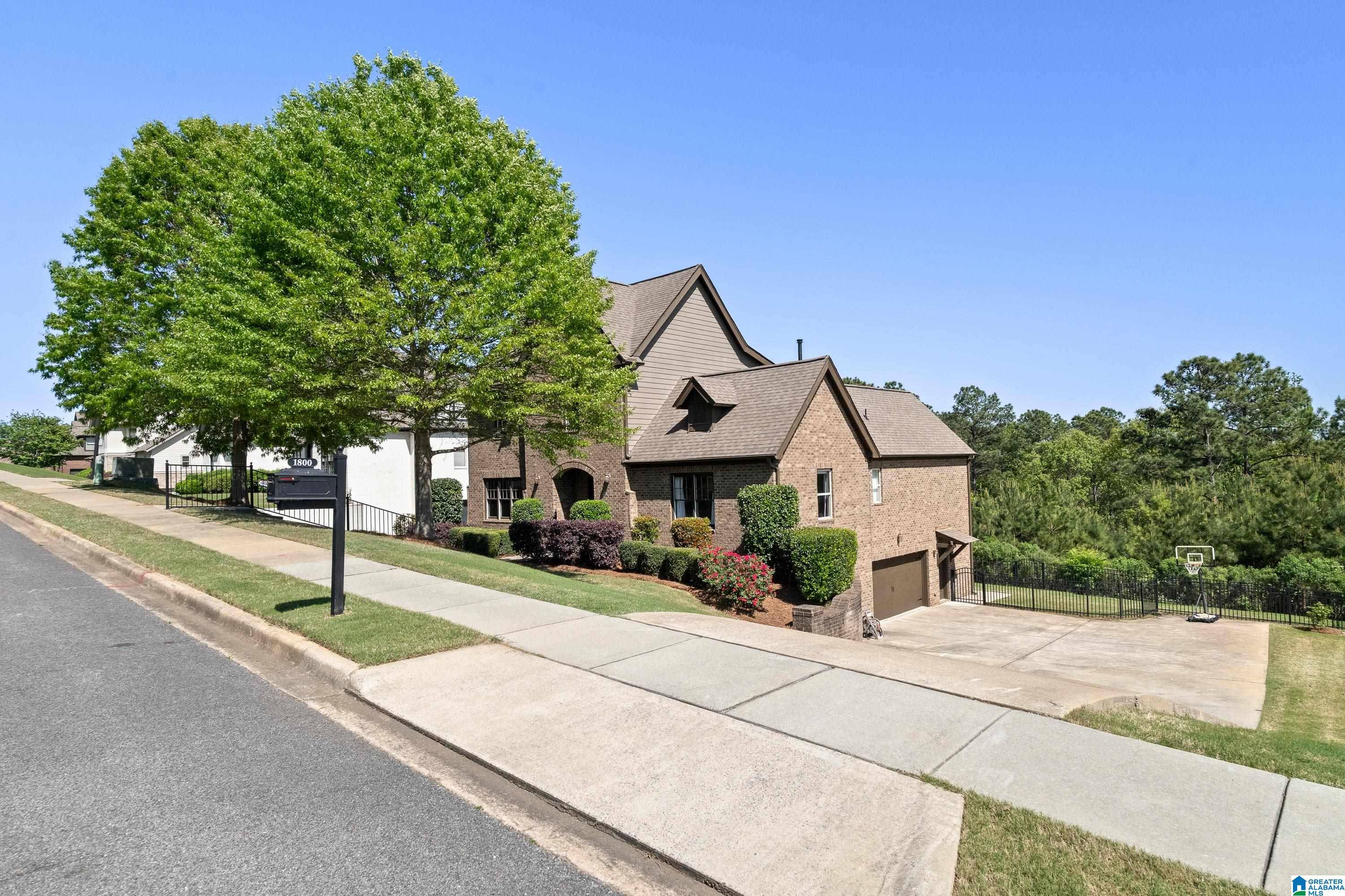 Hoover, AL 35244,1800 SOUTHPOINTE DRIVE