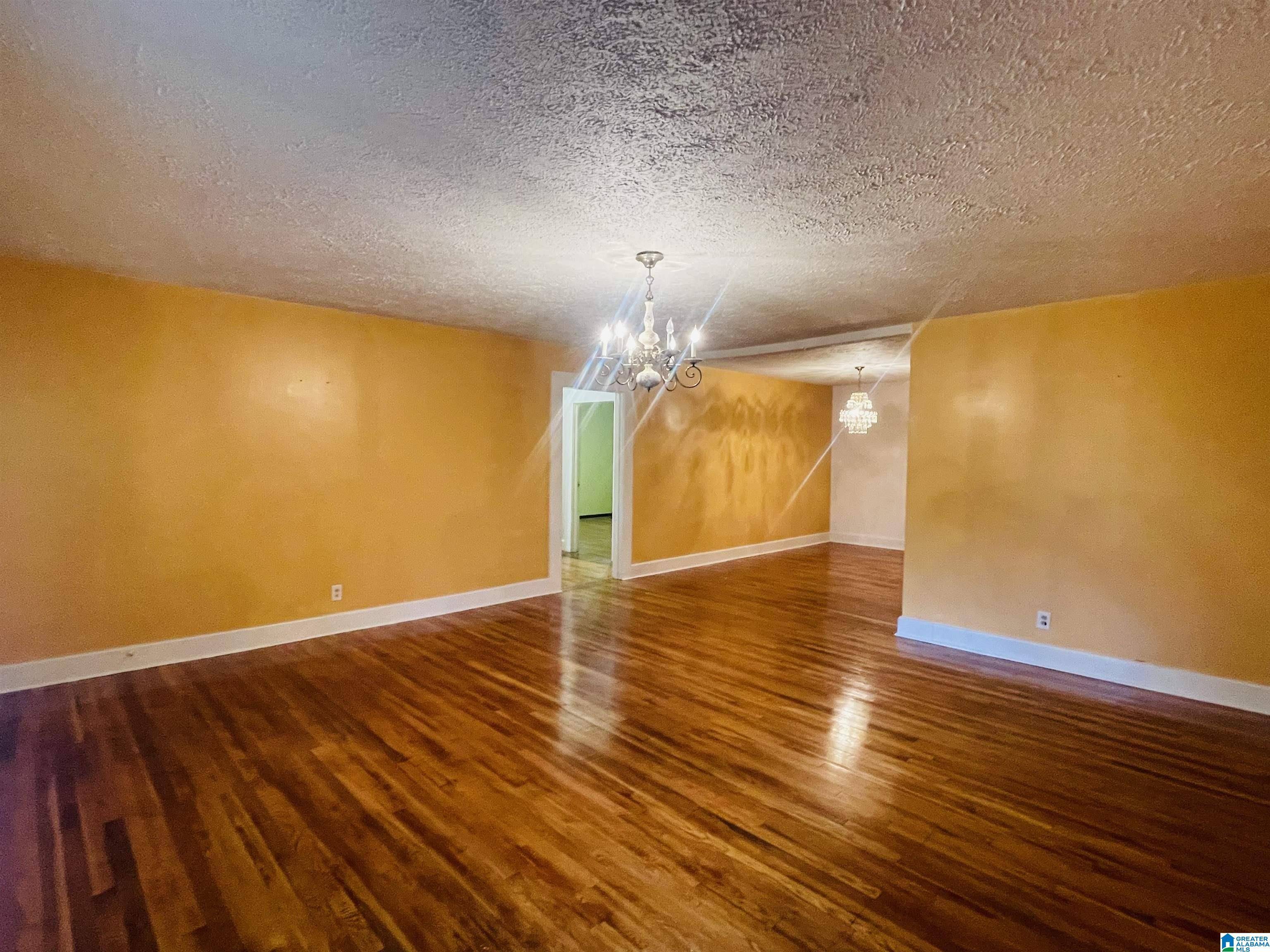 Gadsden, AL 35904,1809 MCKINLEY AVENUE