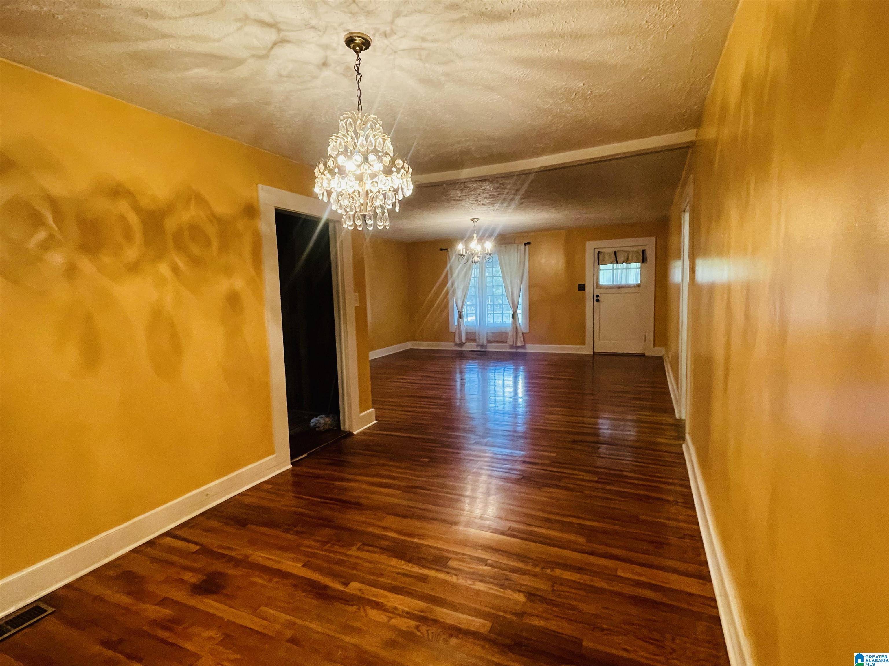 Gadsden, AL 35904,1809 MCKINLEY AVENUE