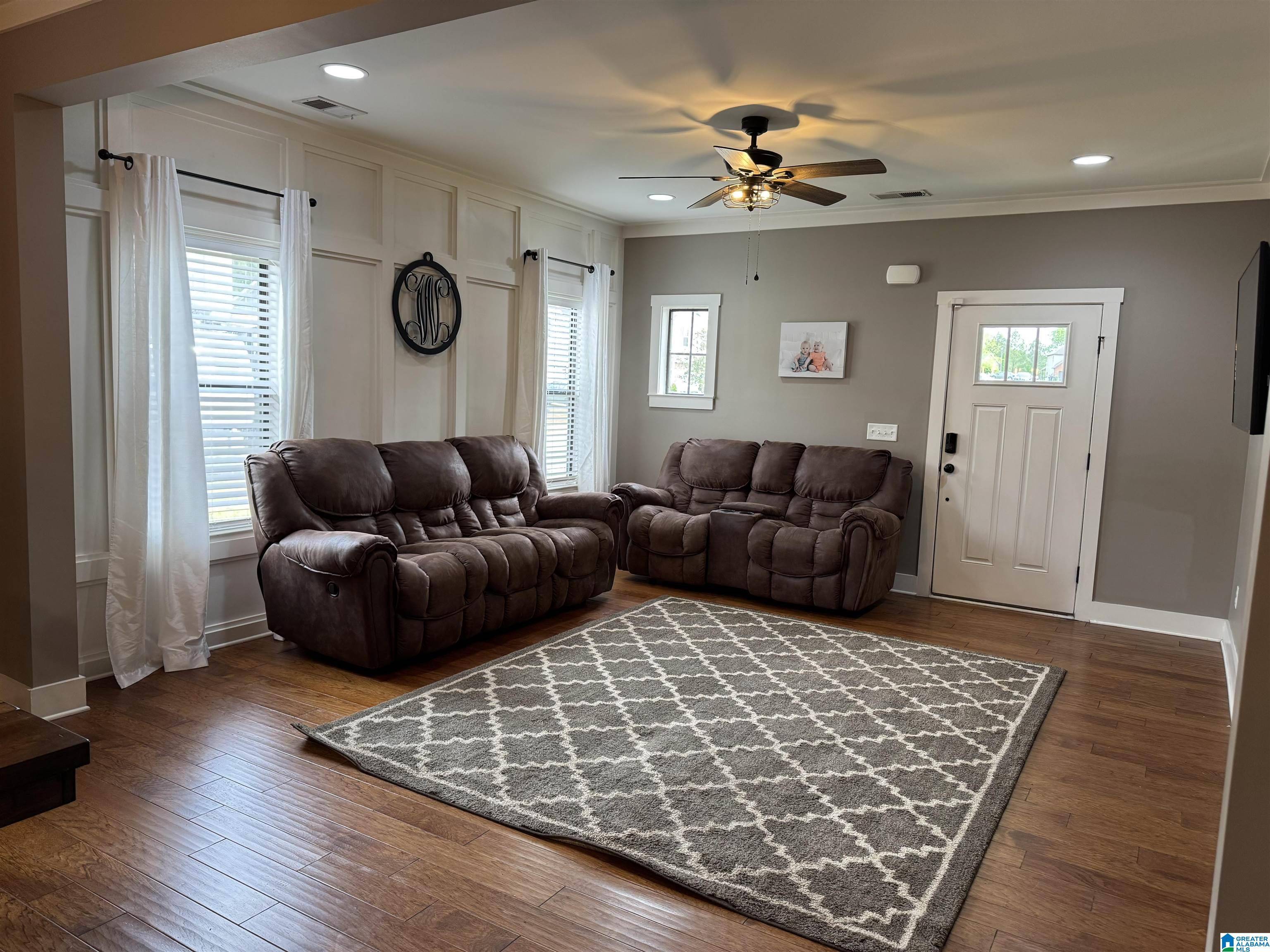 Calera, AL 35040,7043 KENSINGTON AVENUE