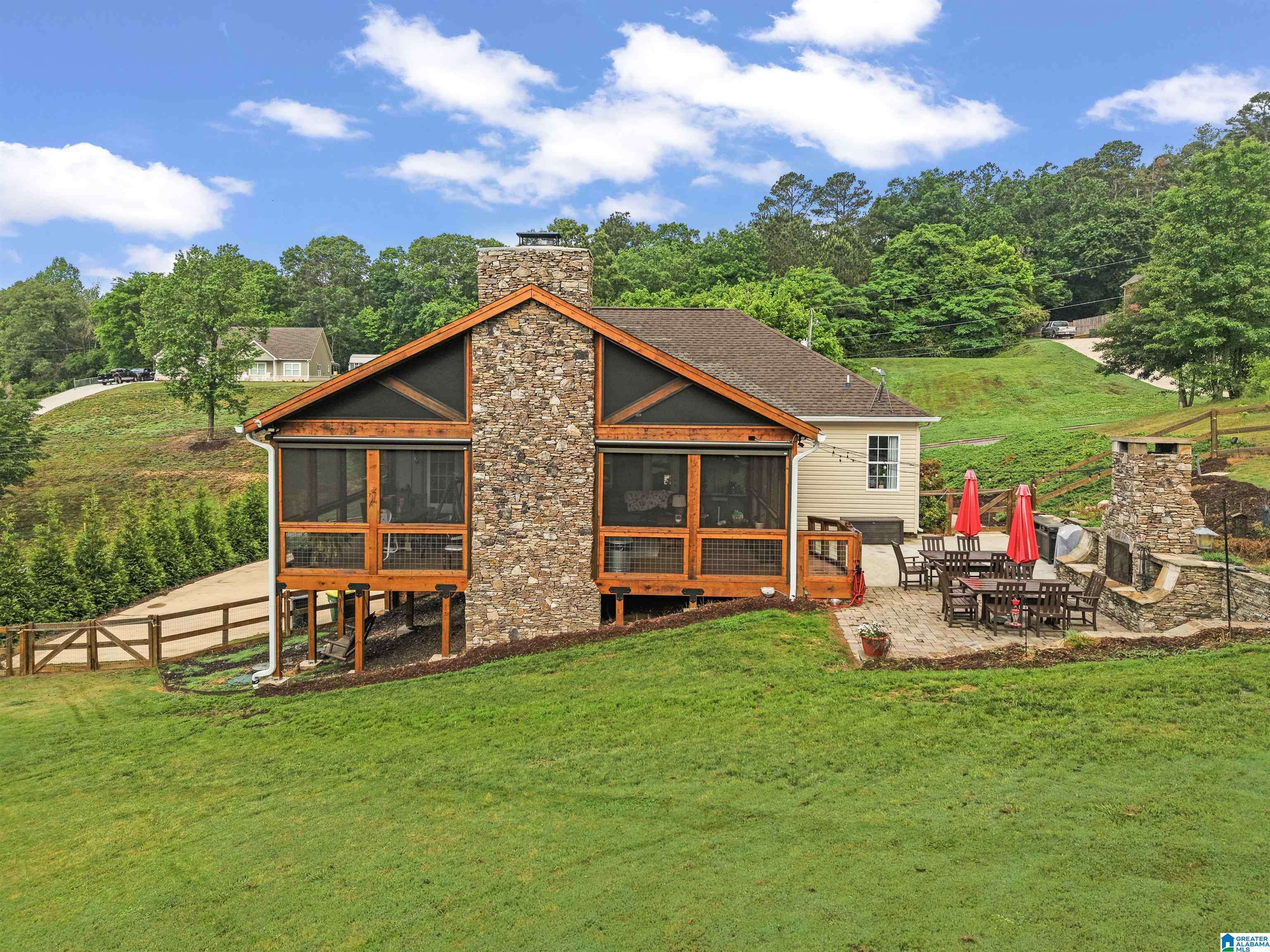 Moody, AL 35004,1047 MEADOWS LANE