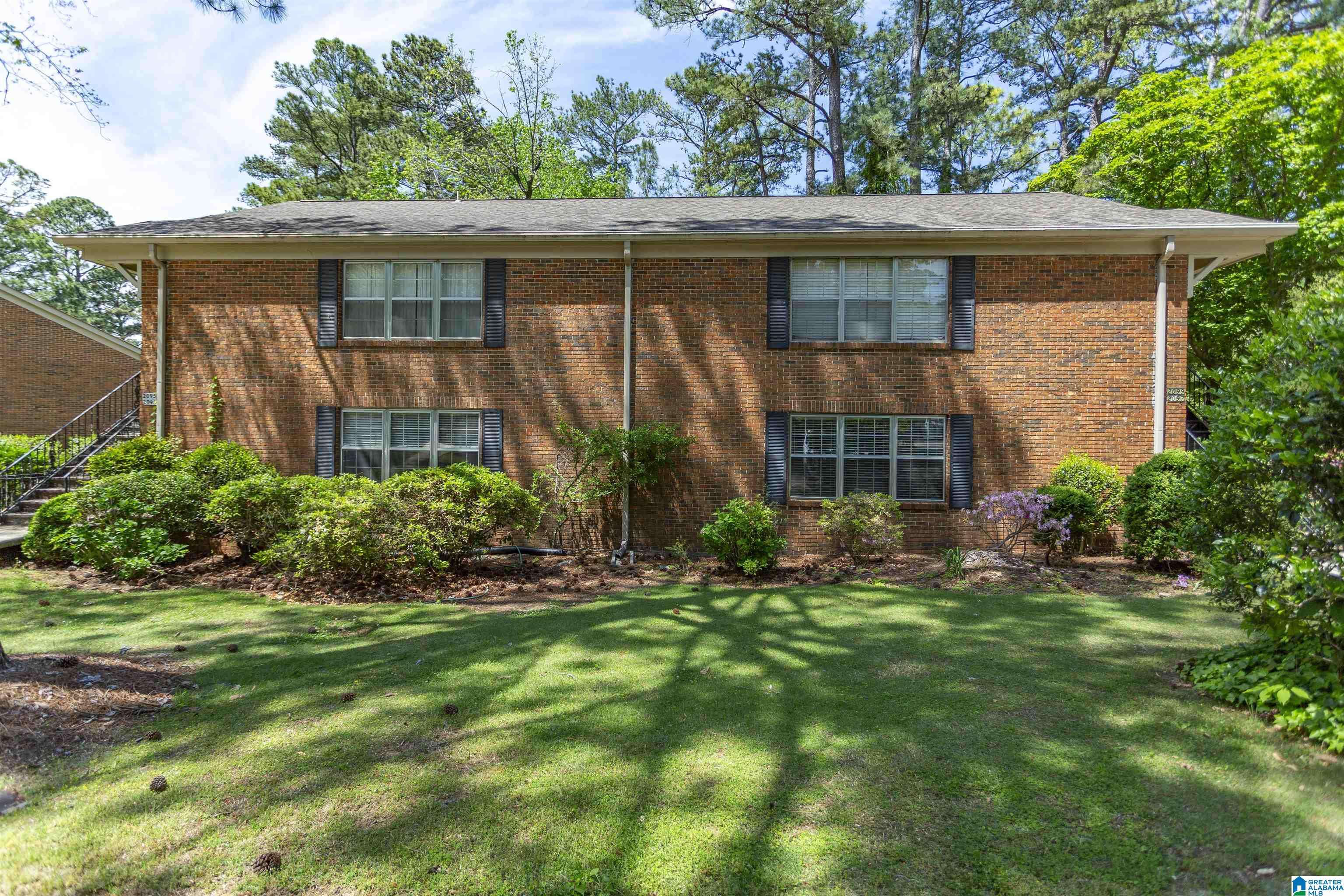 Vestavia Hills, AL 35216,2097 MONTREAT CIRCLE #2097