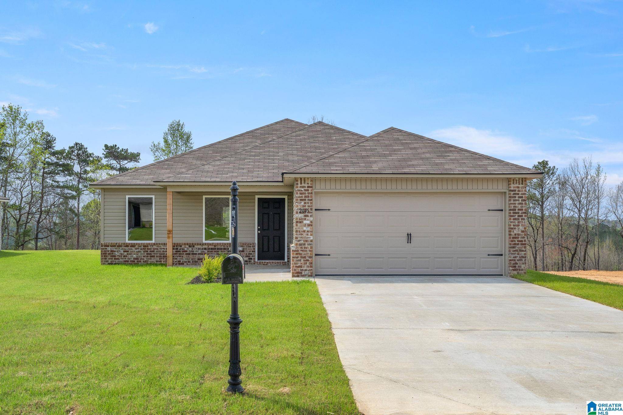 Calera, AL 35040,876 CAMDEN LOOP