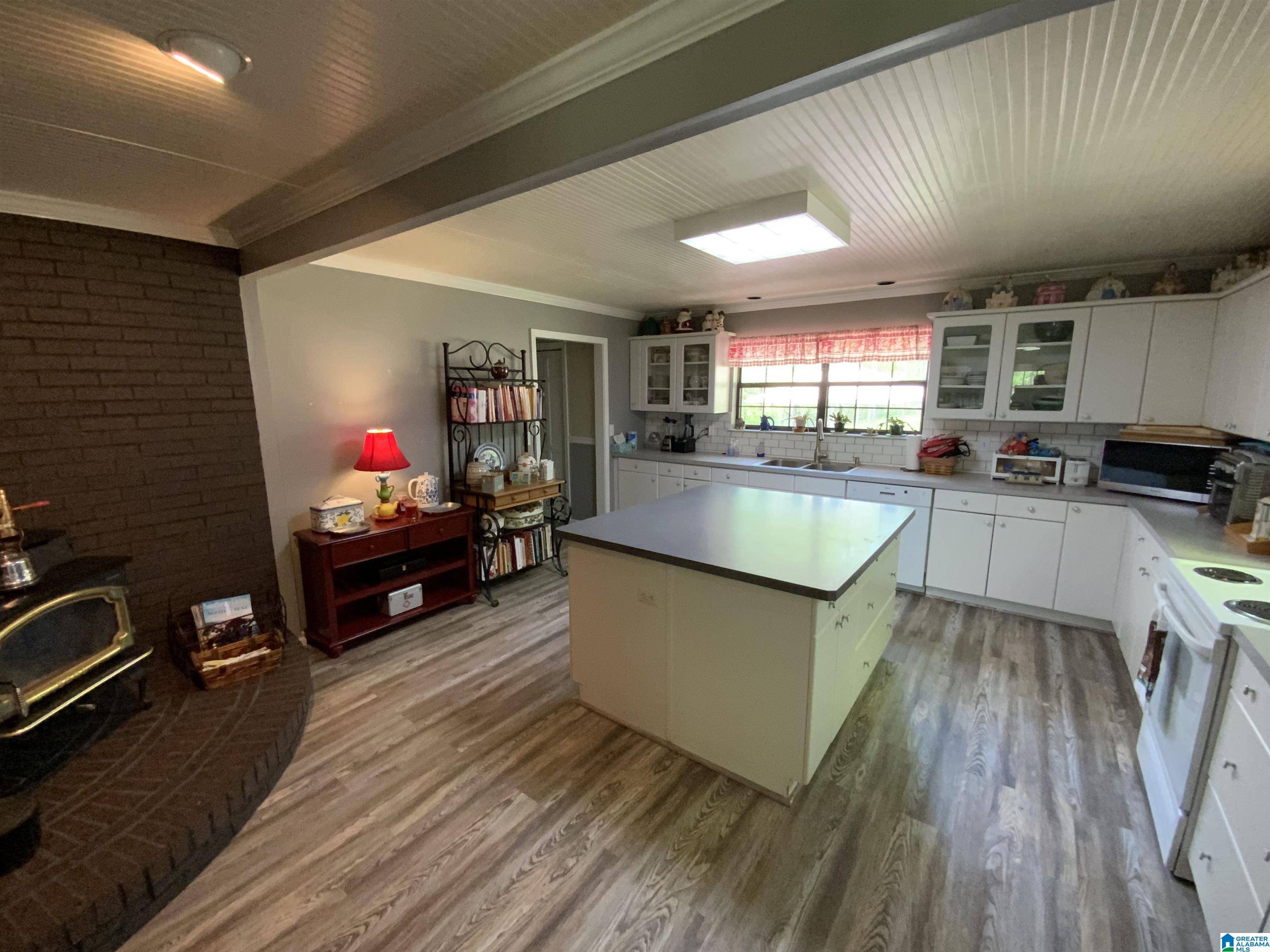 Trussville, AL 35173,7515 MACK HICKS ROAD