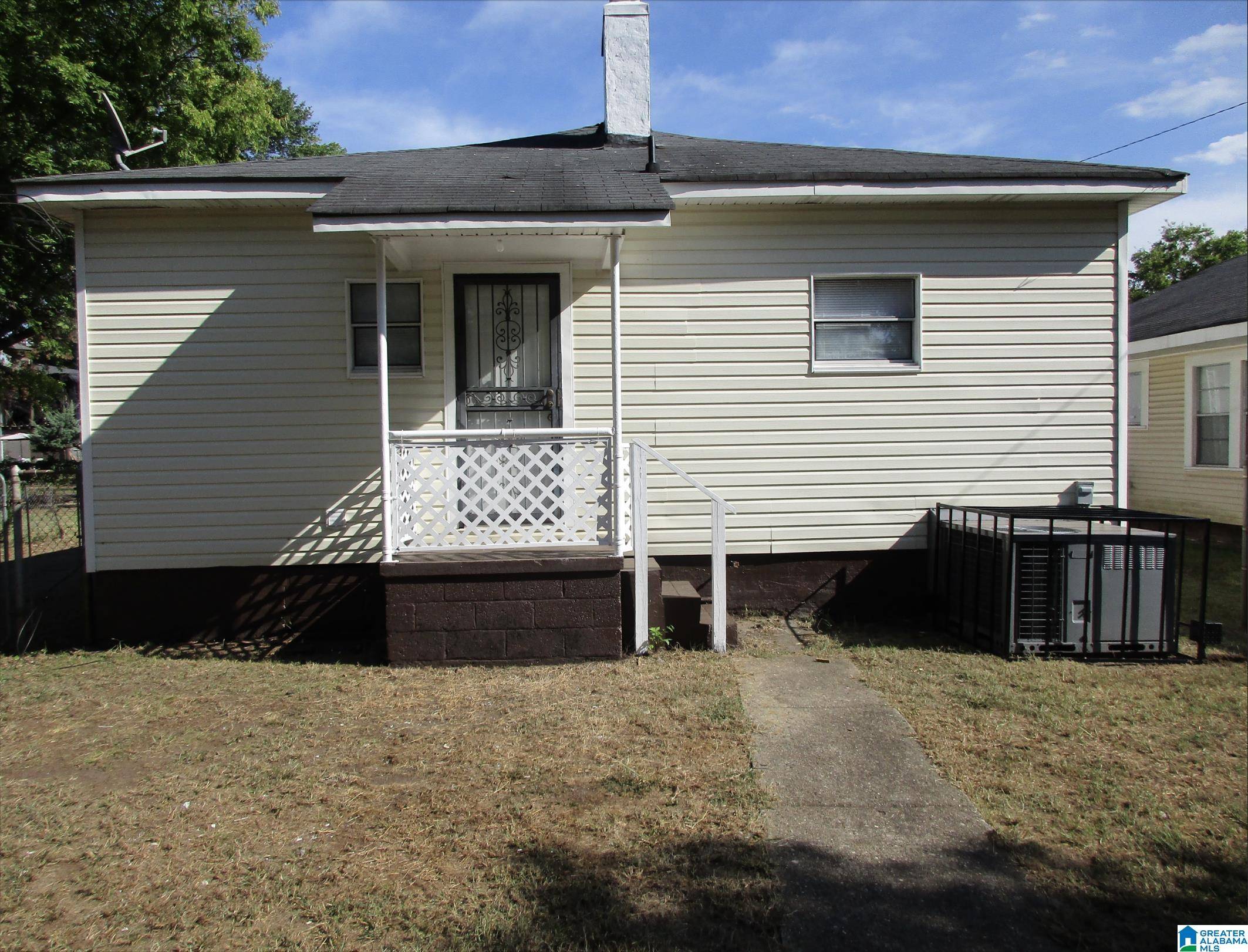 Birmingham, AL 35211,616 FULTON AVENUE SW