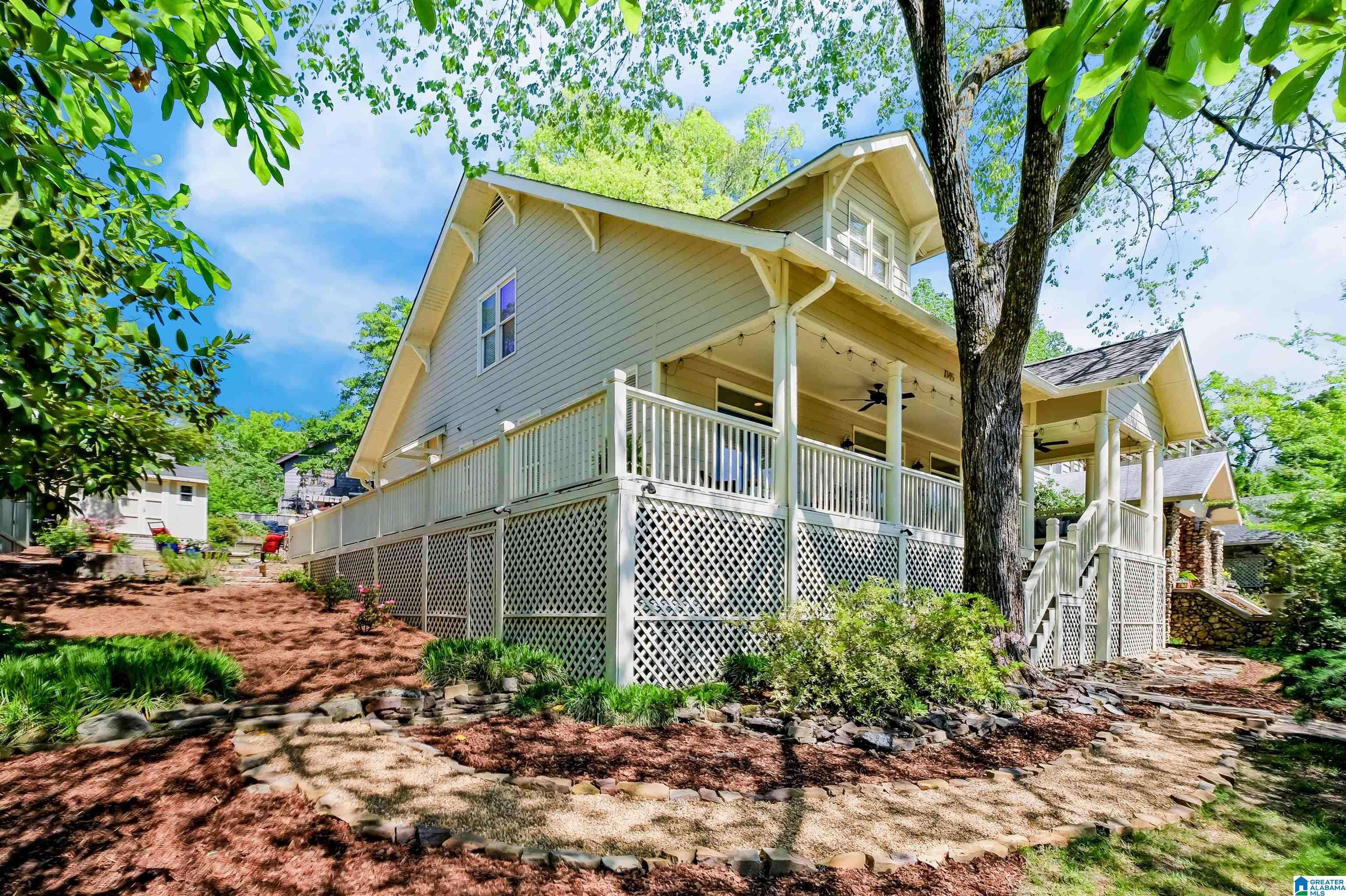Birmingham, AL 35205,1045 32ND STREET S