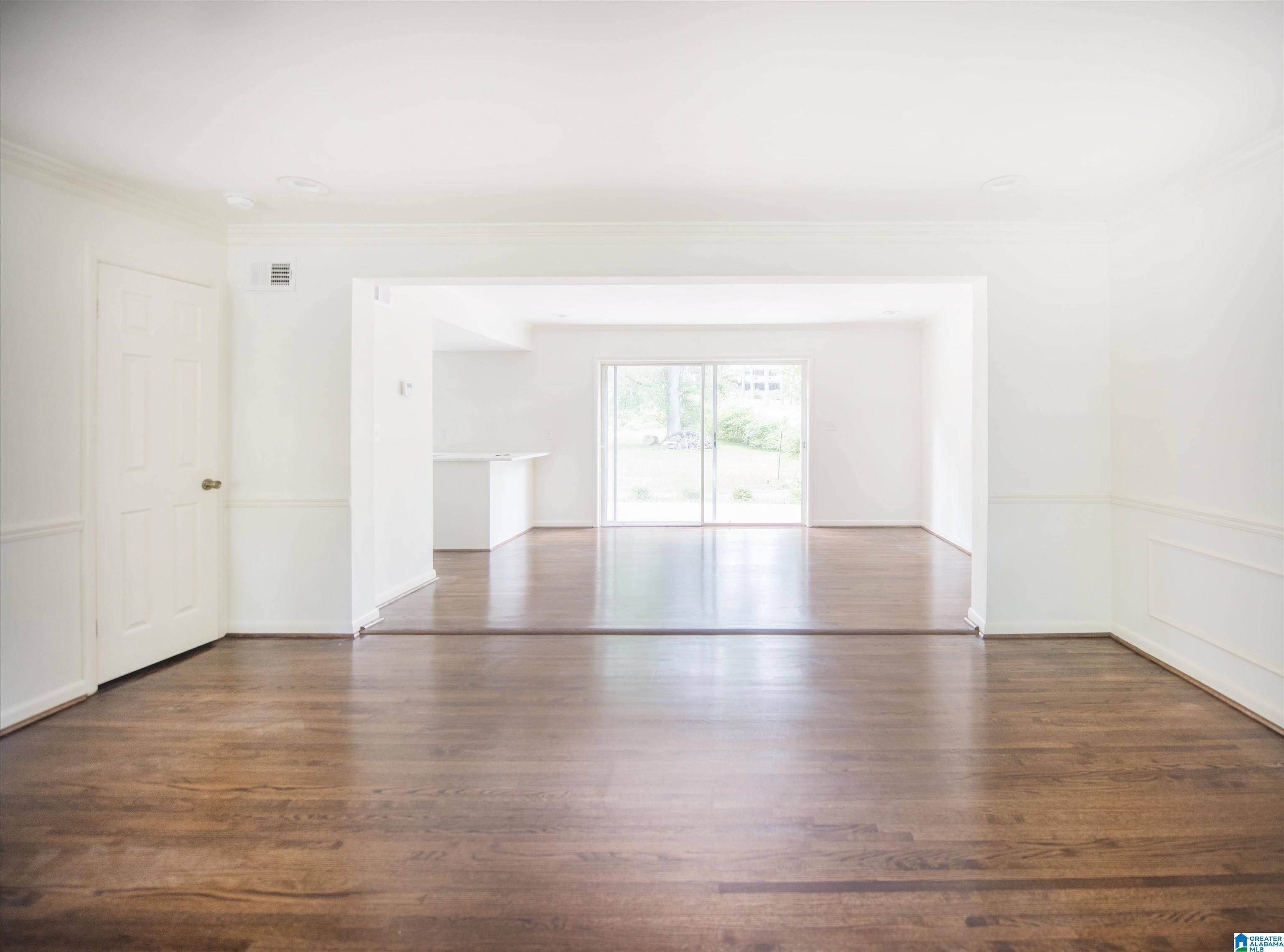 Vestavia Hills, AL 35216,3321 SHALLOWFORD ROAD