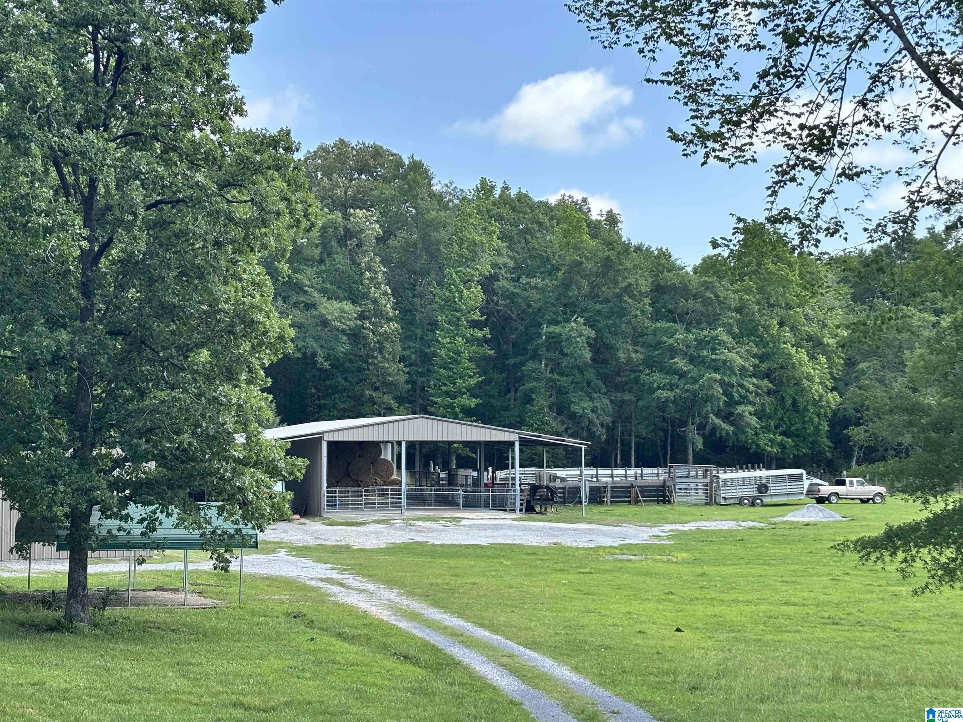 Columbiana, AL 35051,405 HIGHWAY 77
