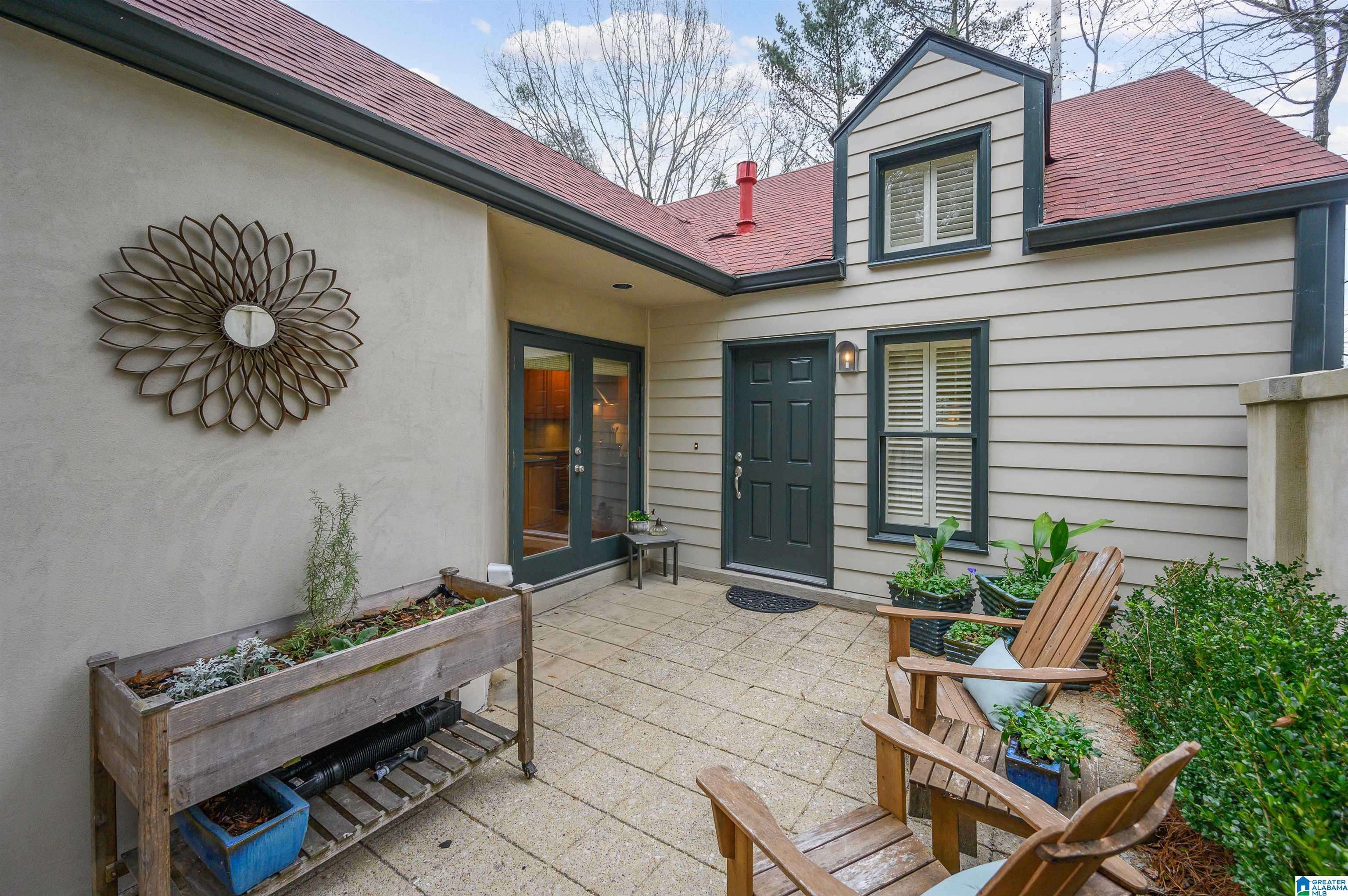 Mountain Brook, AL 35213,3810 MONTCLAIR ROAD