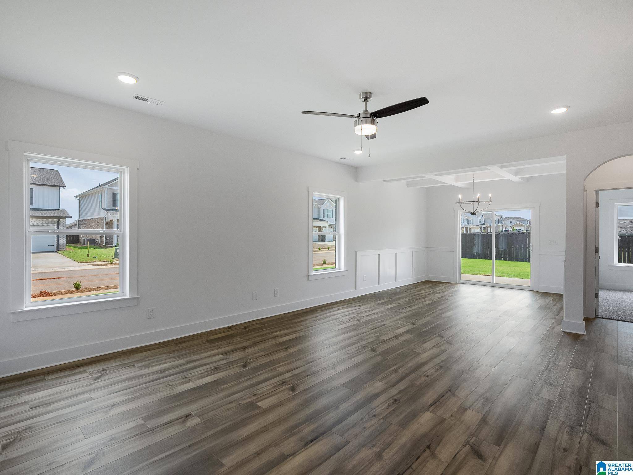 Cropwell, AL 35054,375 LAKELAND COURT