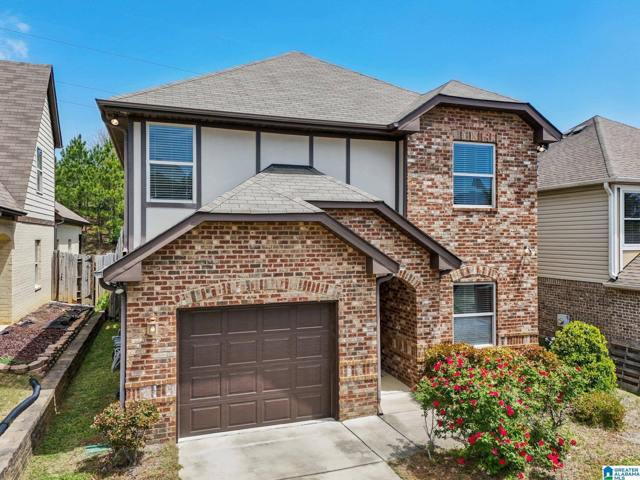 Leeds, AL 35094,629 JOHNNYS COVE