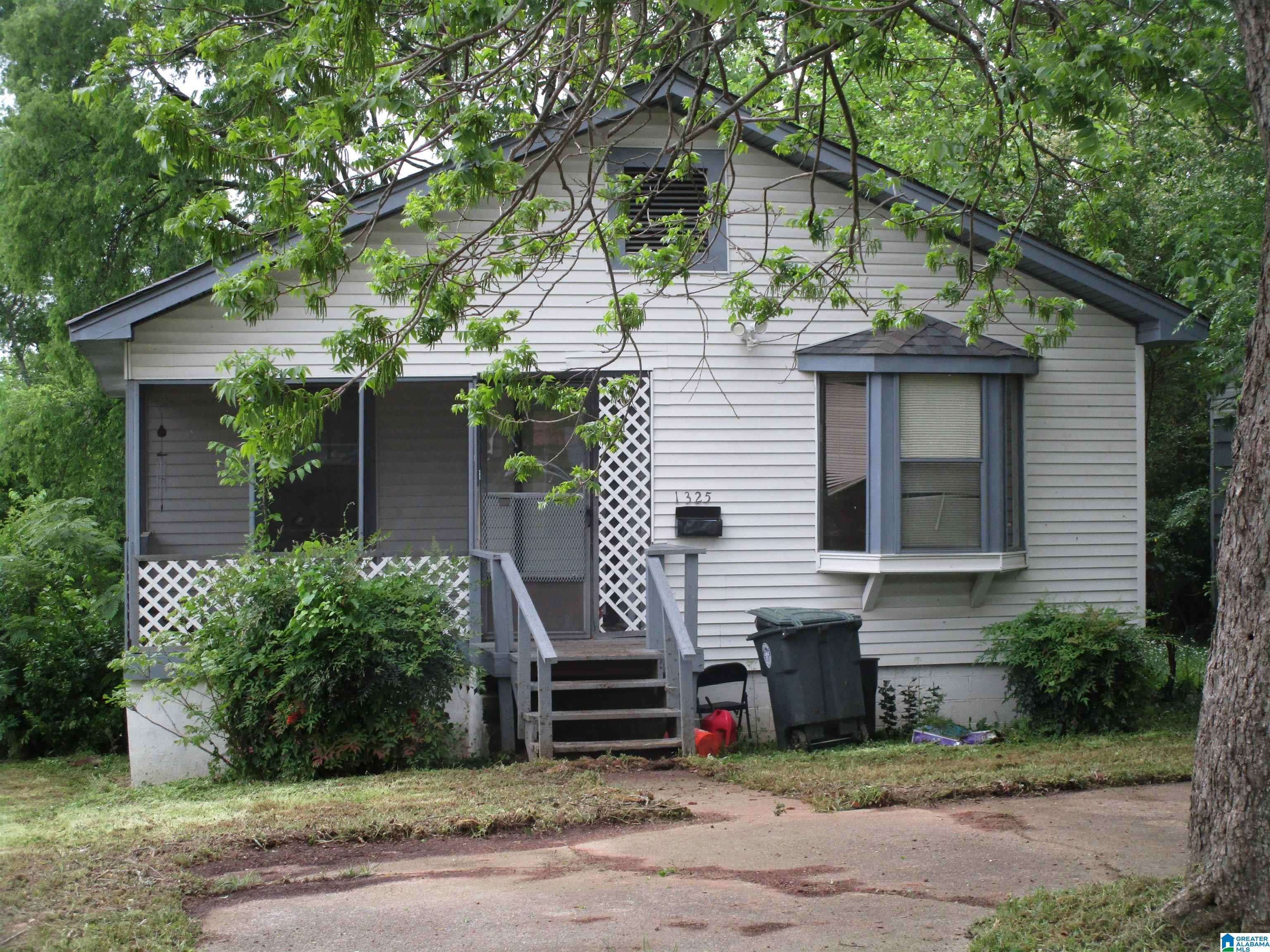 Birmingham, AL 35218,1325 33RD STREET ENSLEY
