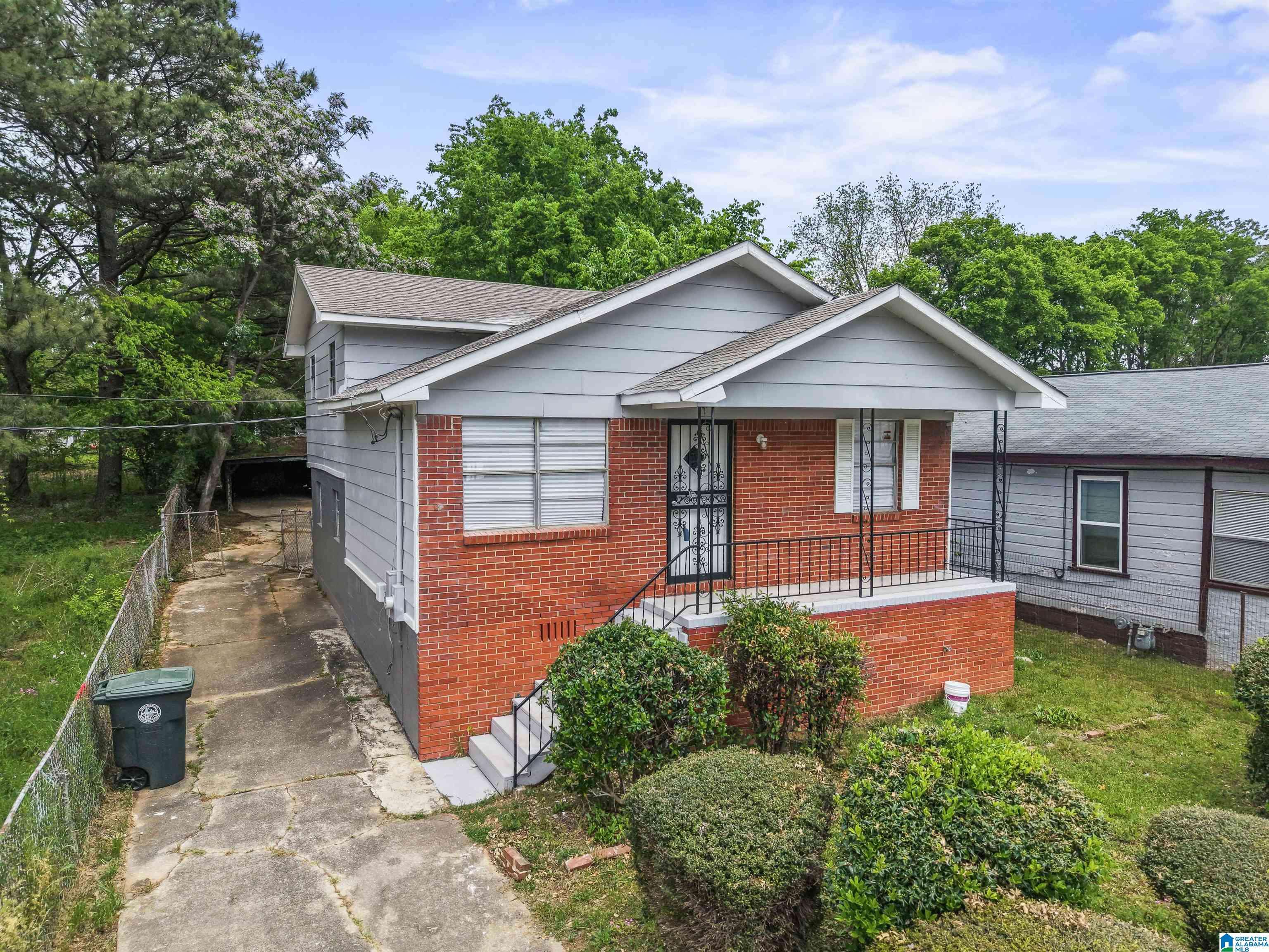 Birmingham, AL 35211,2108 FRANCIS AVENUE SW