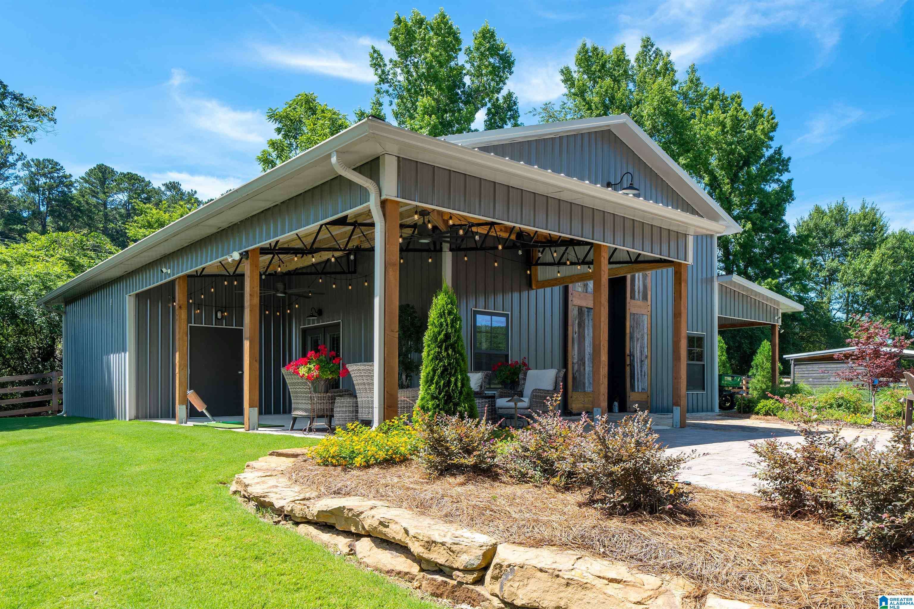 Trussville, AL 35173,8124 GLENDALE FARMS ROAD