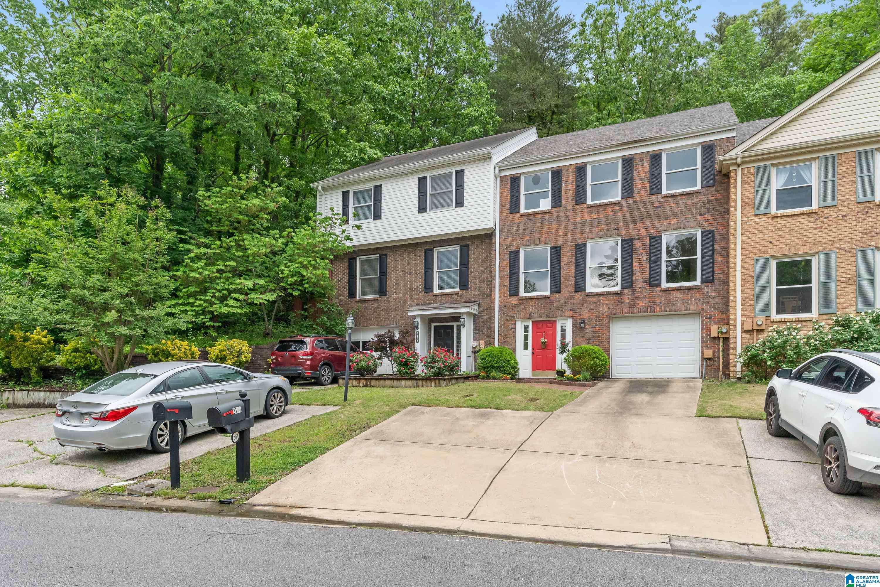 Vestavia Hills, AL 35216,2154 MONTREAT PARKWAY