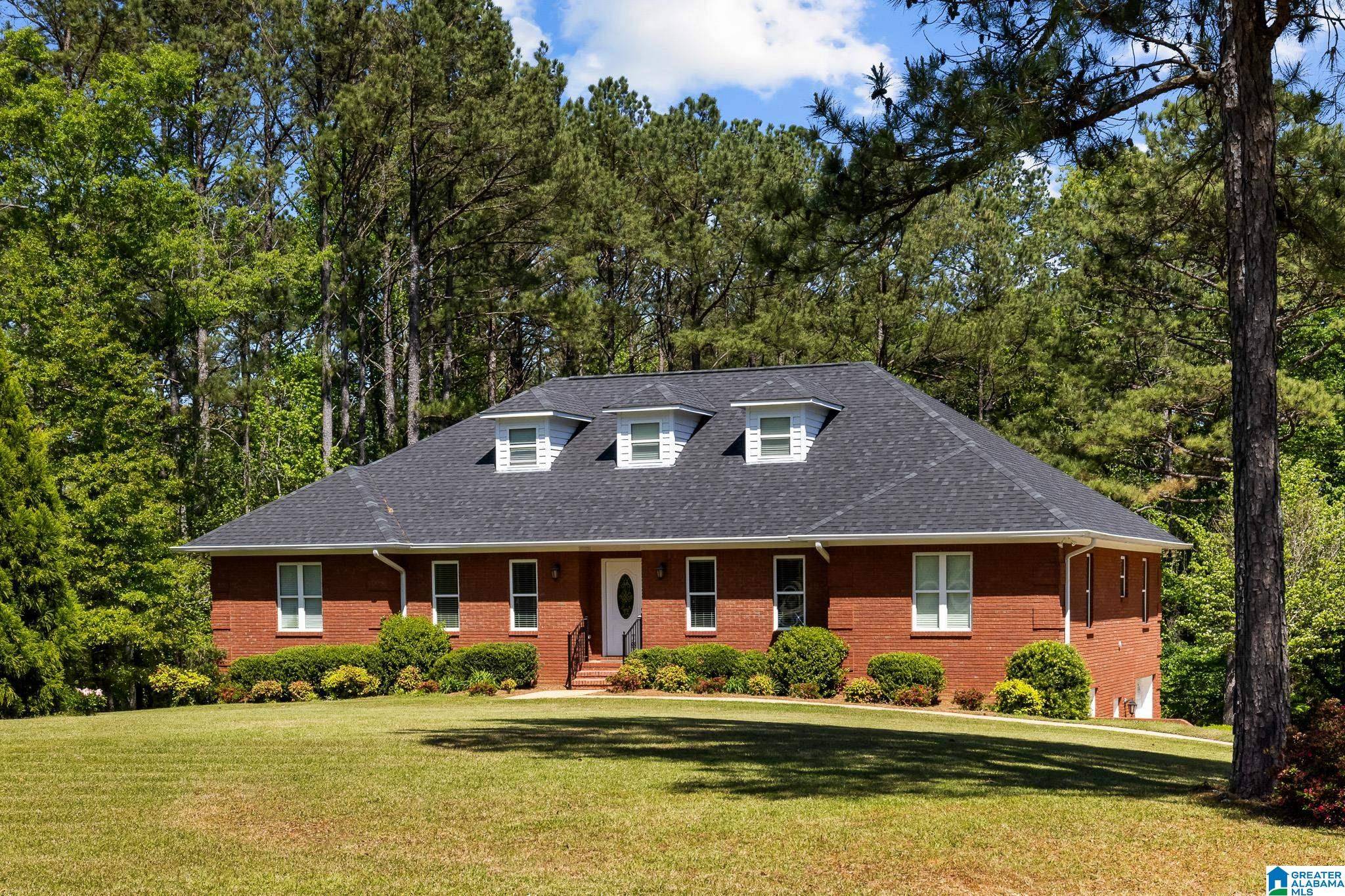Pell City, AL 35128,408 EAGLE POINTE DRIVE