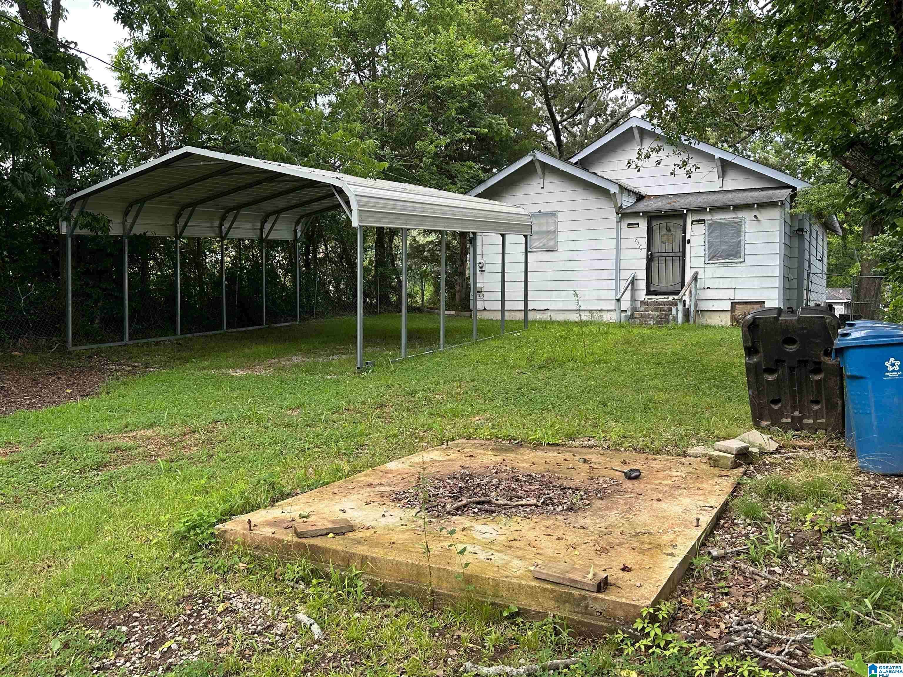 Anniston, AL 36201,2028 NOBLE STREET