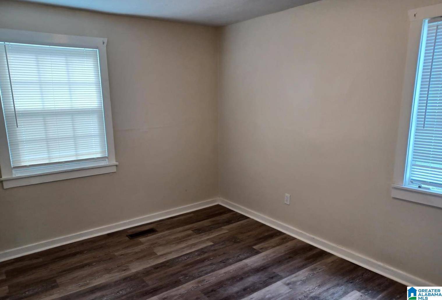 Midfield, AL 35228,1303 9TH AVENUE