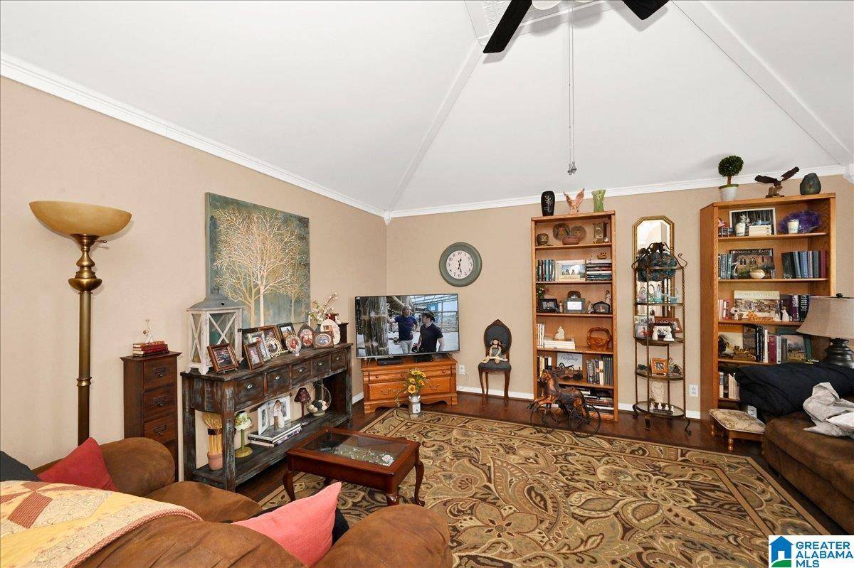 Vinemont, AL 35179,108 COUNTY ROAD 1444