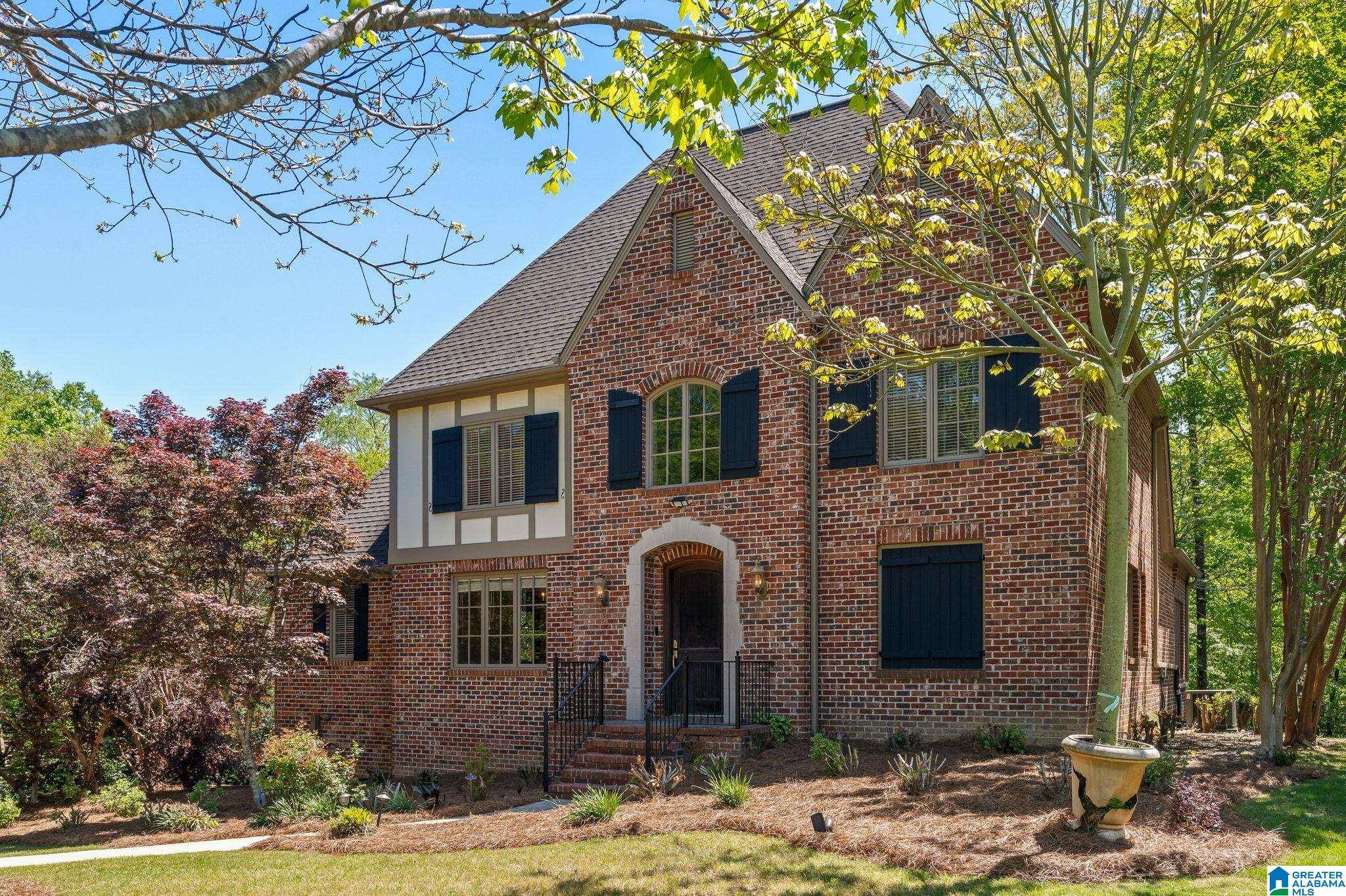 Hoover, AL 35244,5566 LAKE TRACE DRIVE