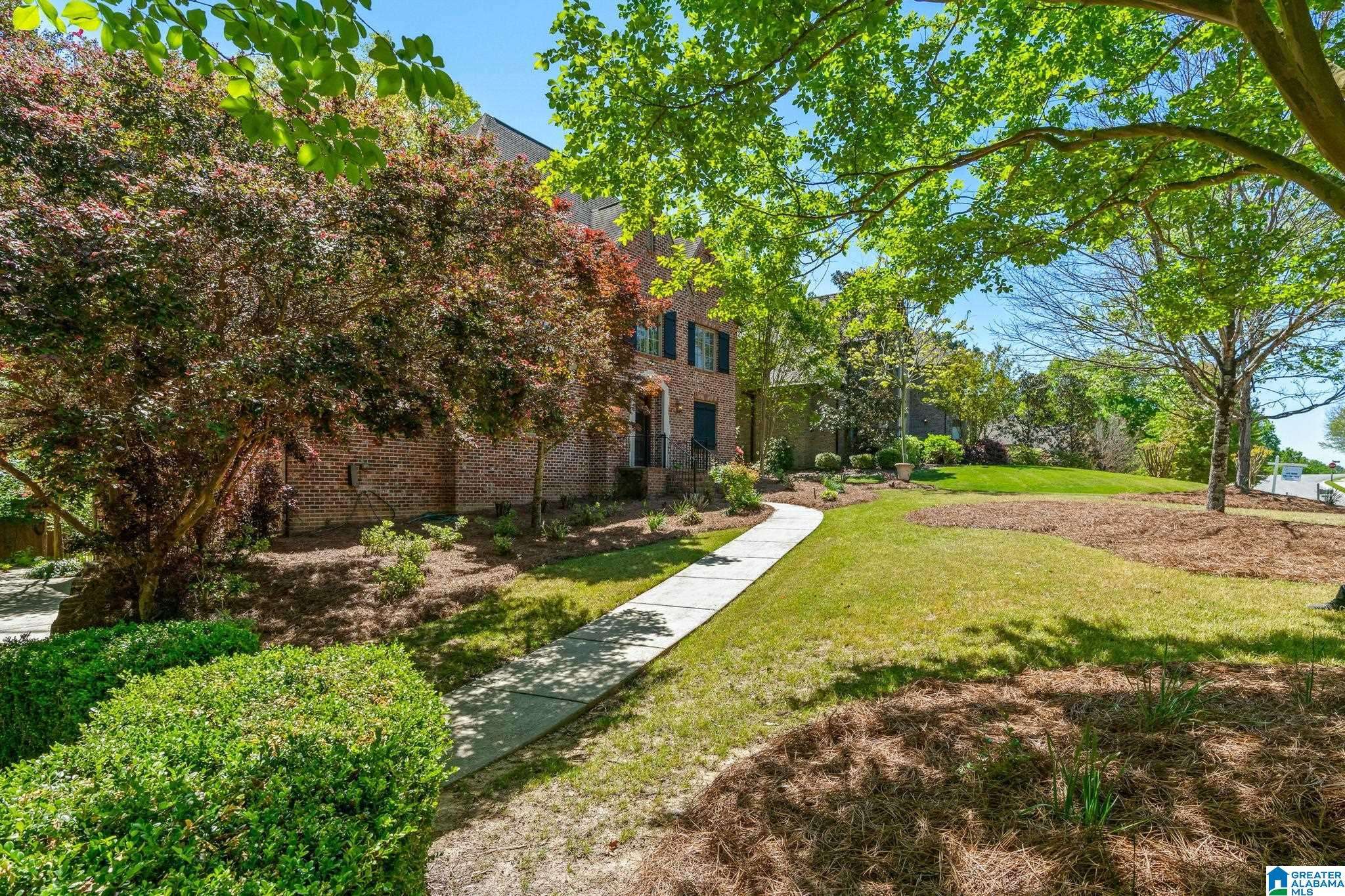 Hoover, AL 35244,5566 LAKE TRACE DRIVE