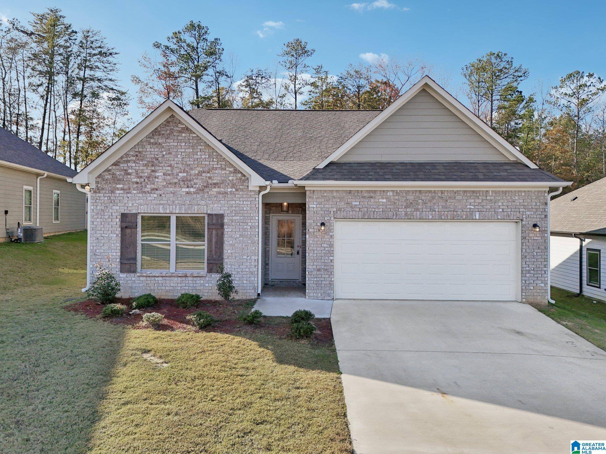 Jemison, AL 35085,330 RIDGEVIEW CIRCLE