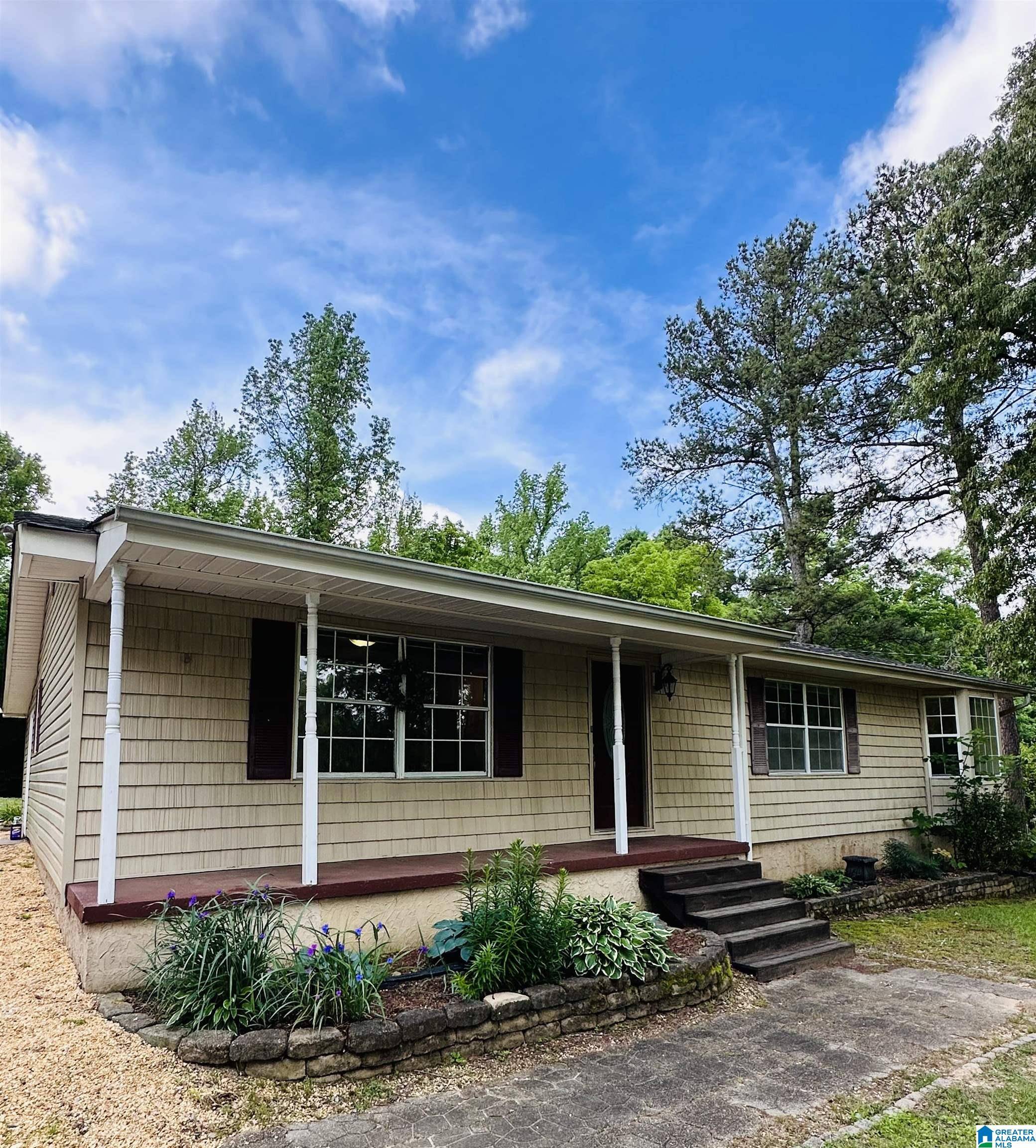Columbiana, AL 35051,17430 HIGHWAY 25