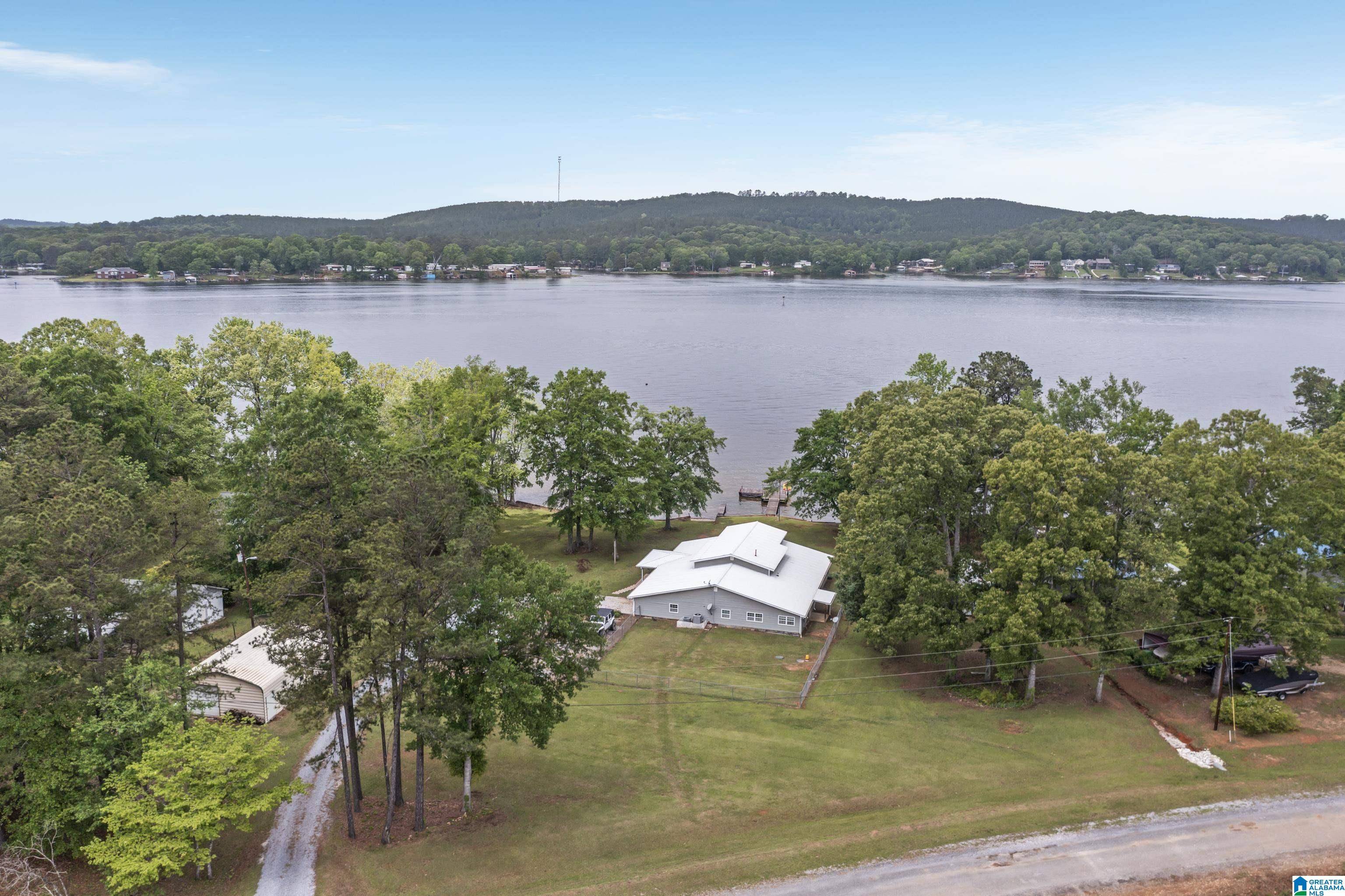 Sylacauga, AL 35151,1035 LAKE DRIVE
