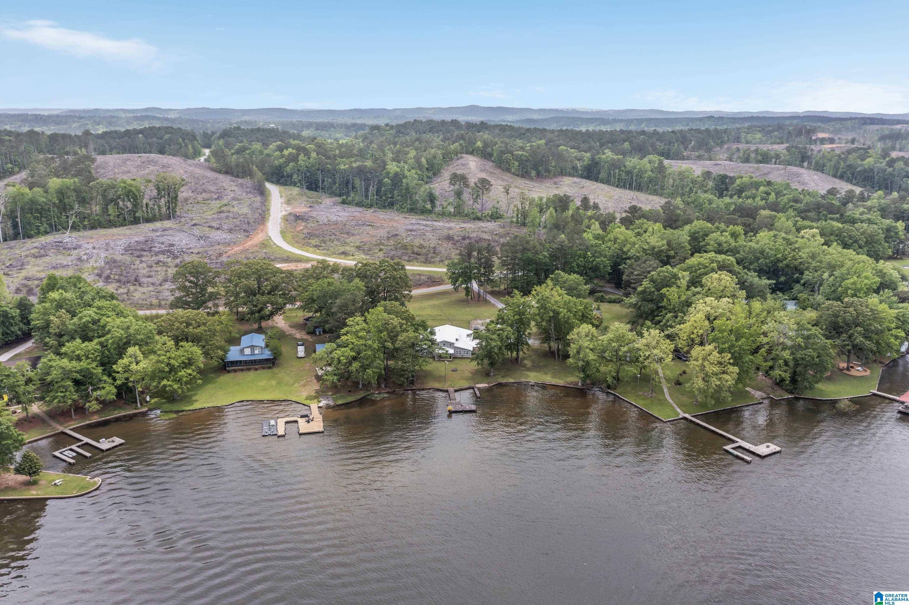 Sylacauga, AL 35151,1035 LAKE DRIVE