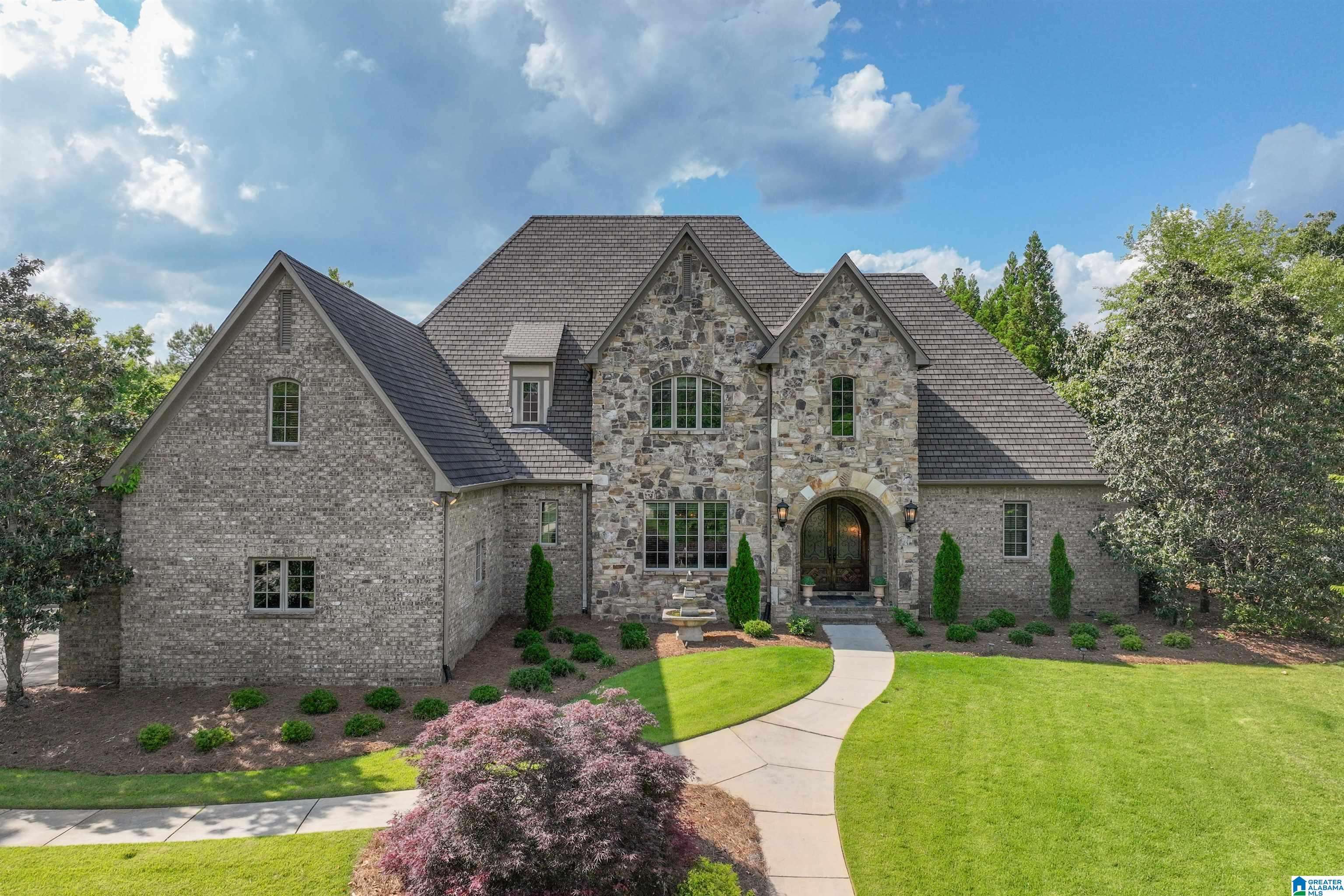 Vestavia Hills, AL 35242,4362 KINGS MOUNTAIN RIDGE