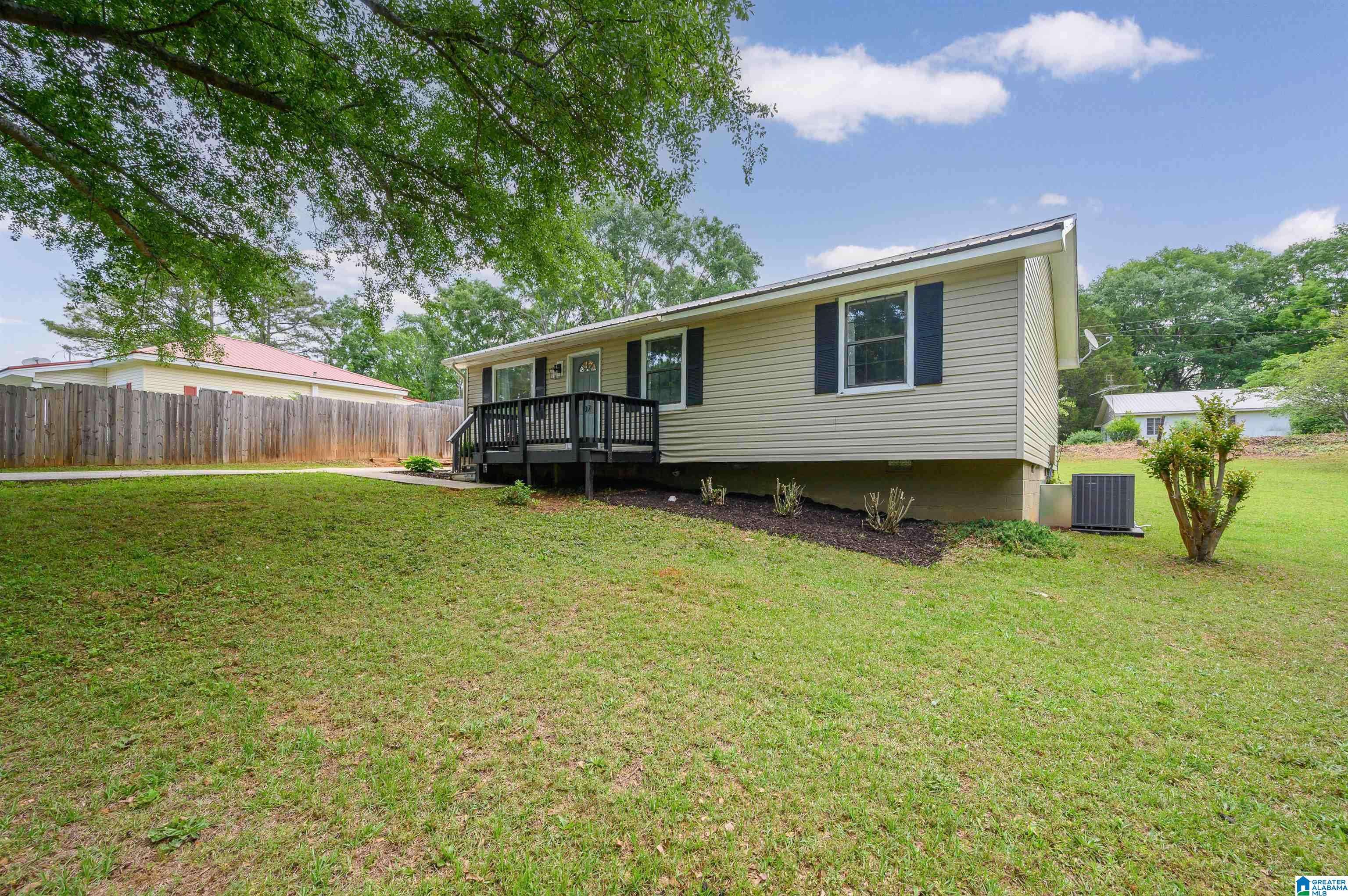 Sylacauga, AL 35150,137 HILL AVENUE