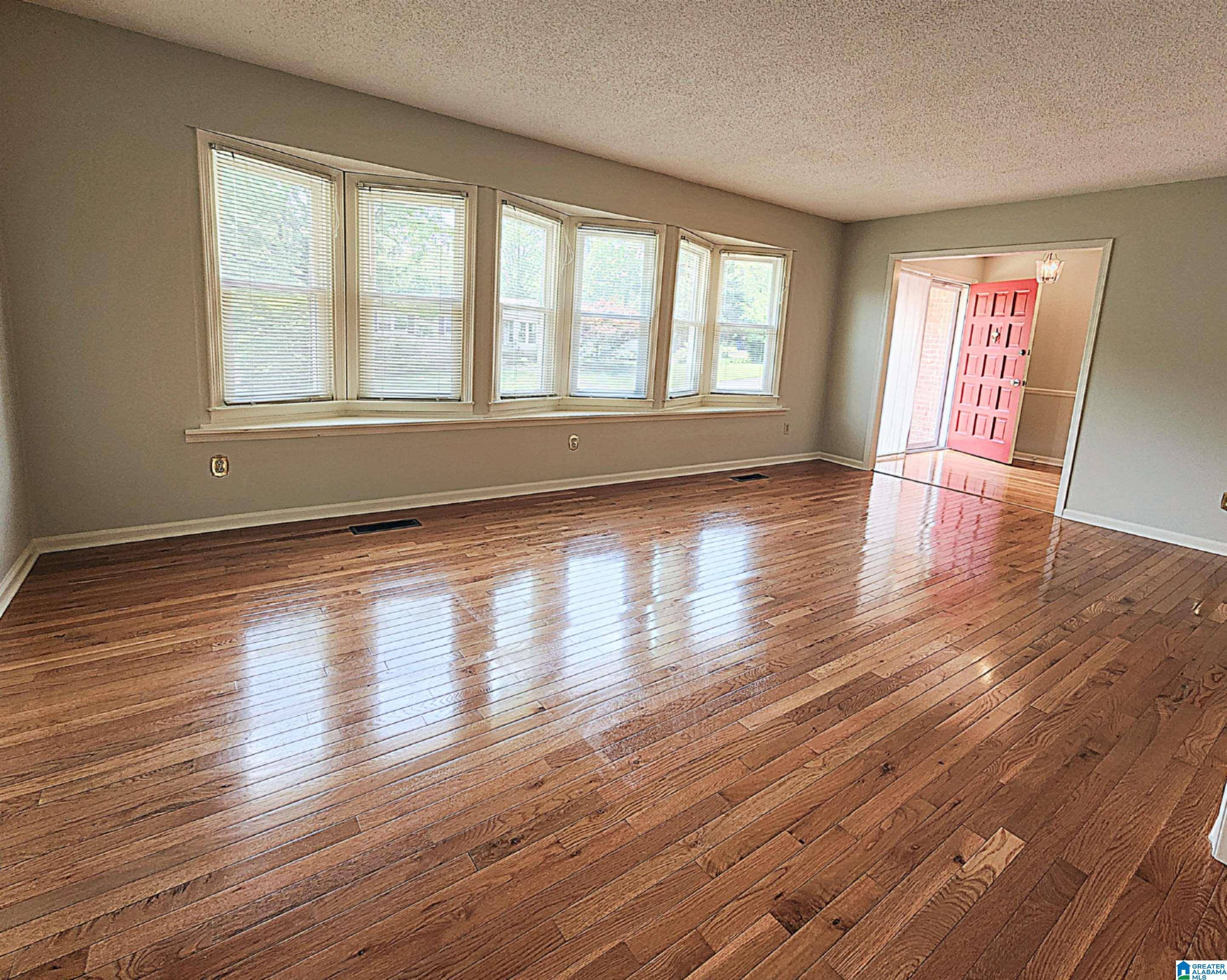 Hoover, AL 35226,574 TURTLE CREEK DRIVE