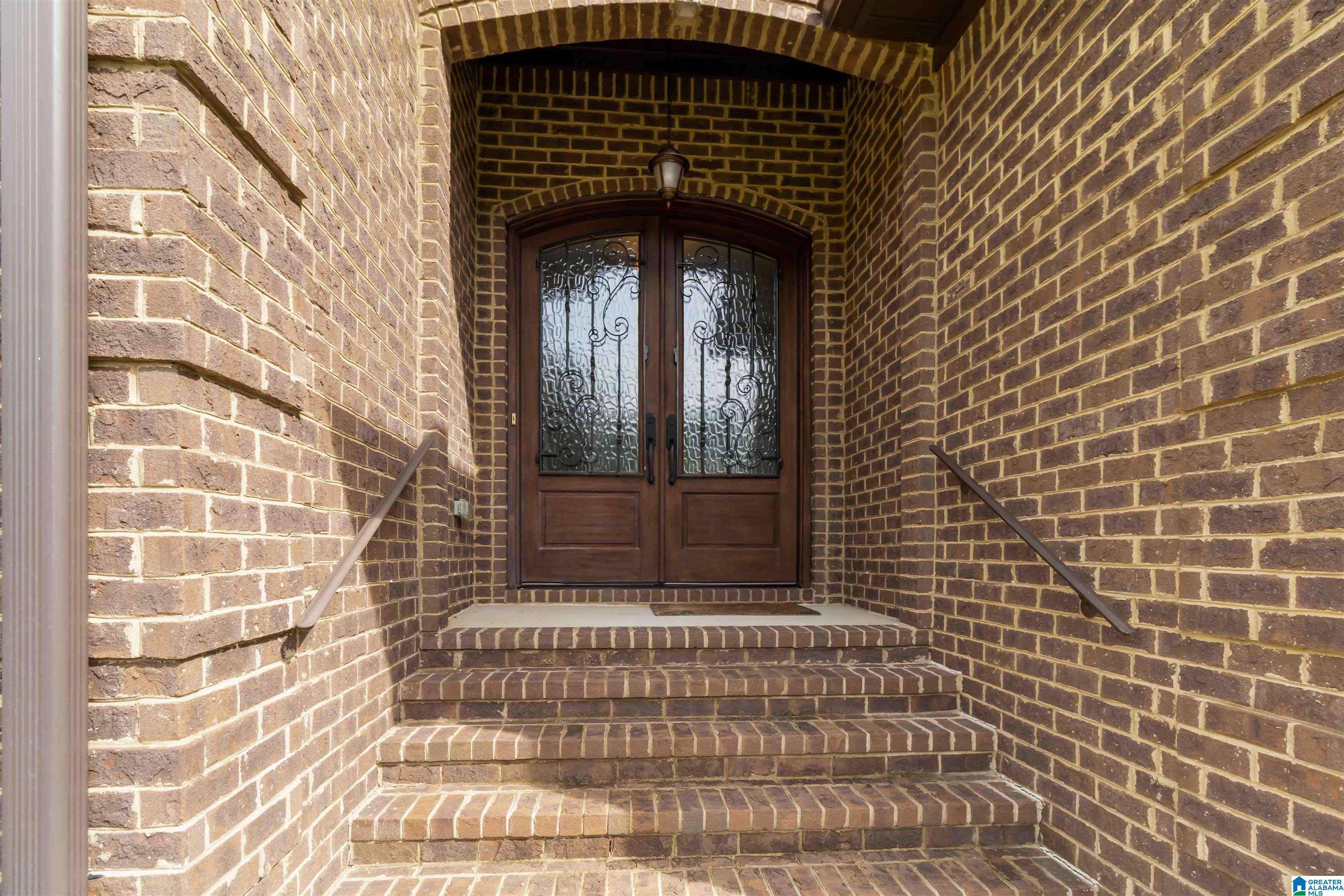 Helena, AL 35080,131 CREEKWATER STREET