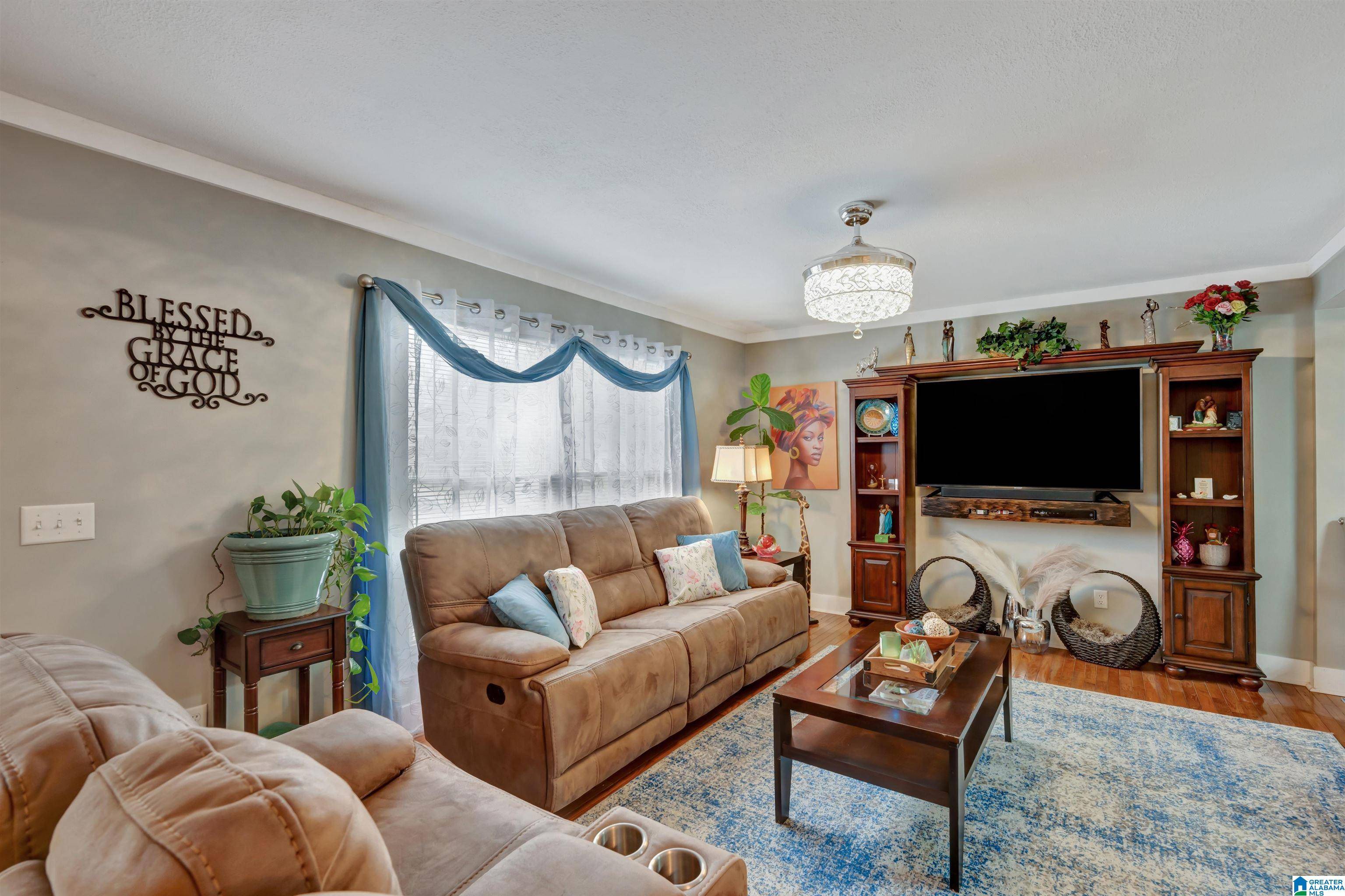 Gadsden, AL 35901,108 LAKEPOINT DRIVE