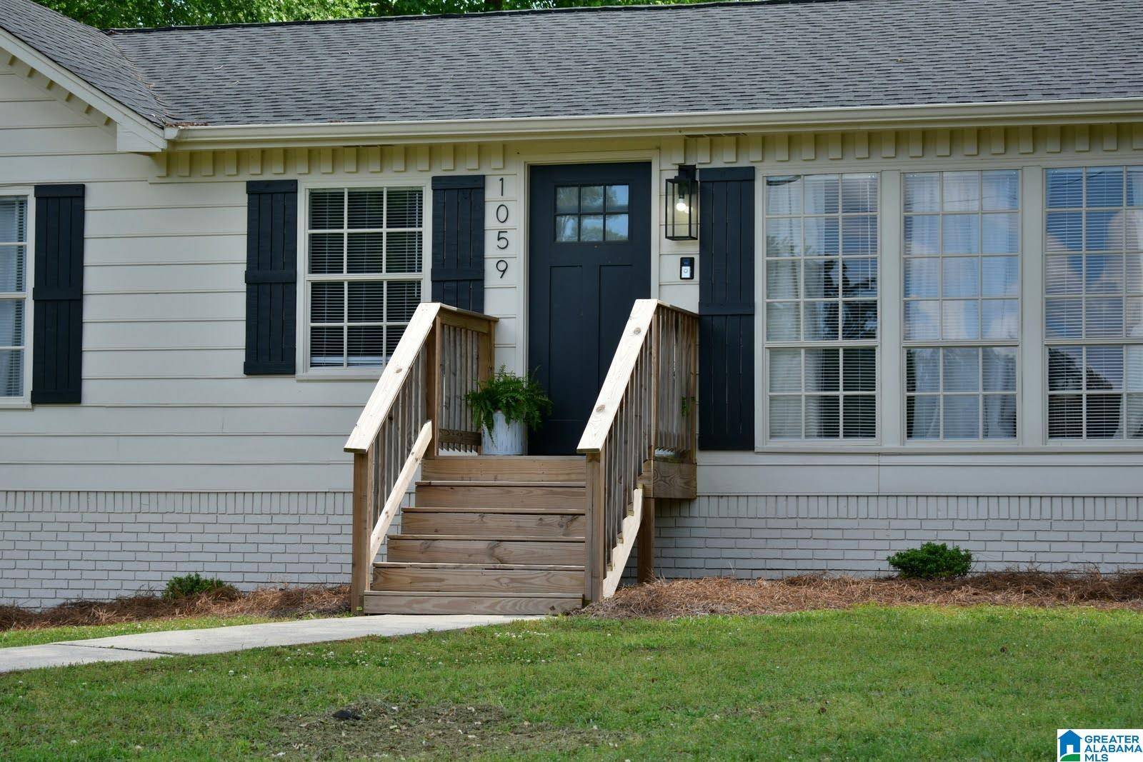 Alabaster, AL 35007,1059 THOMPSON ROAD