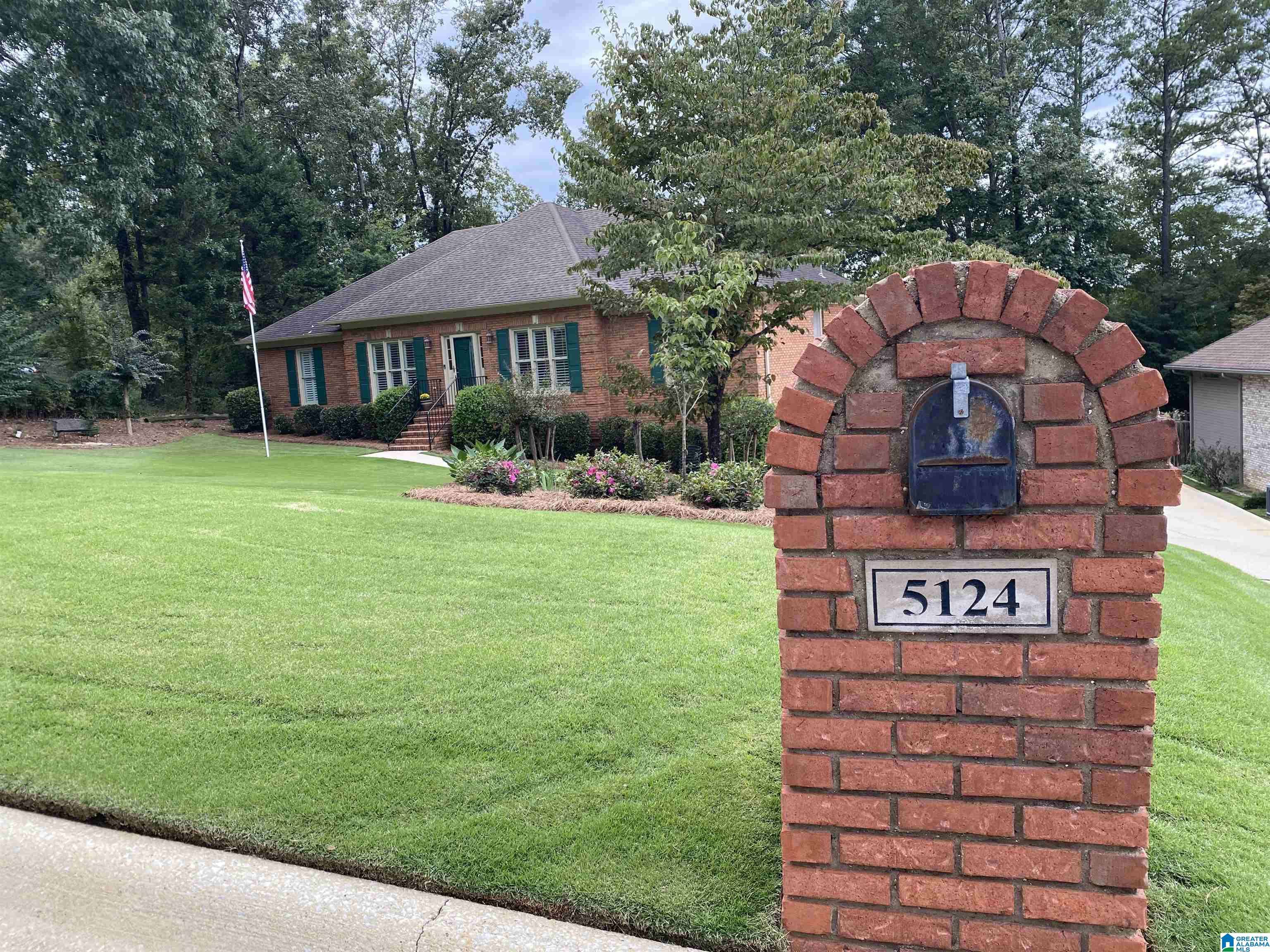 Birmingham, AL 35244,5124 JAMESWOOD DRIVE