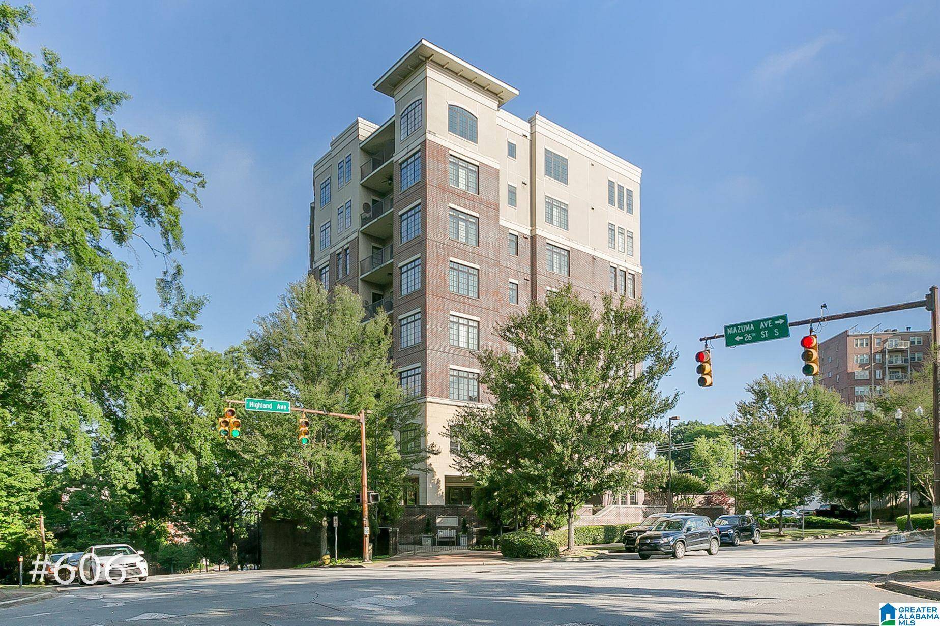 Birmingham, AL 35205,2600 HIGHLAND AVENUE #606