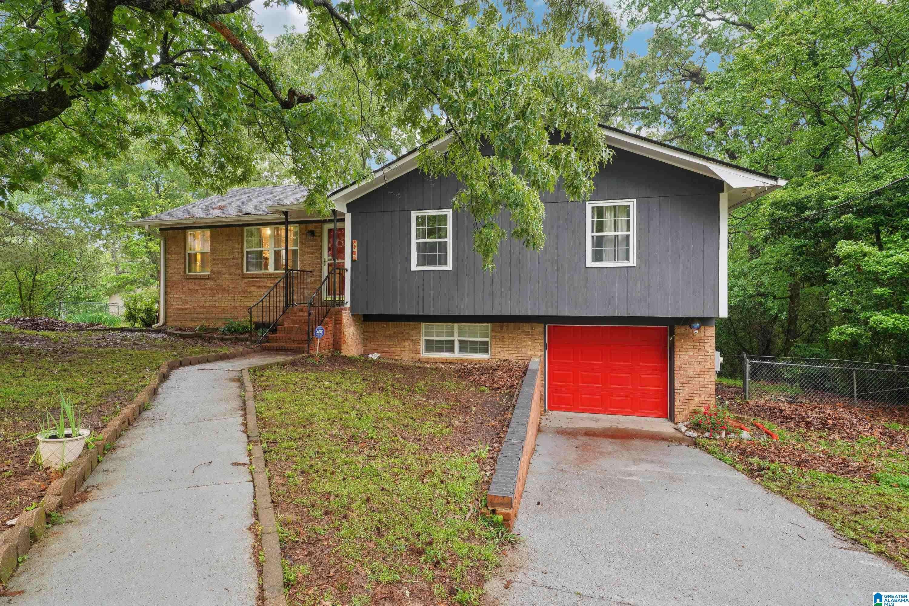 Center Point, AL 35215,2105 NE 5TH STREET NE