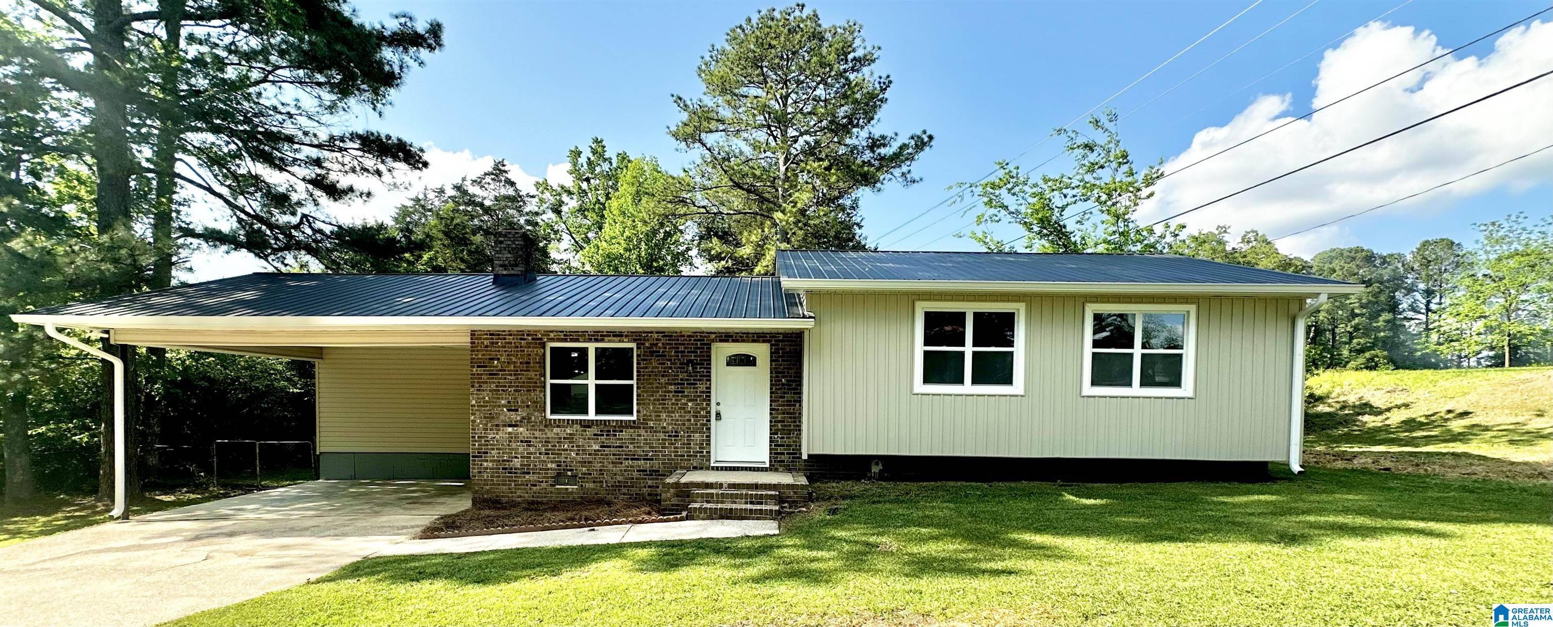 Gadsden, AL 35903,5482 HACKBERRY LANE N