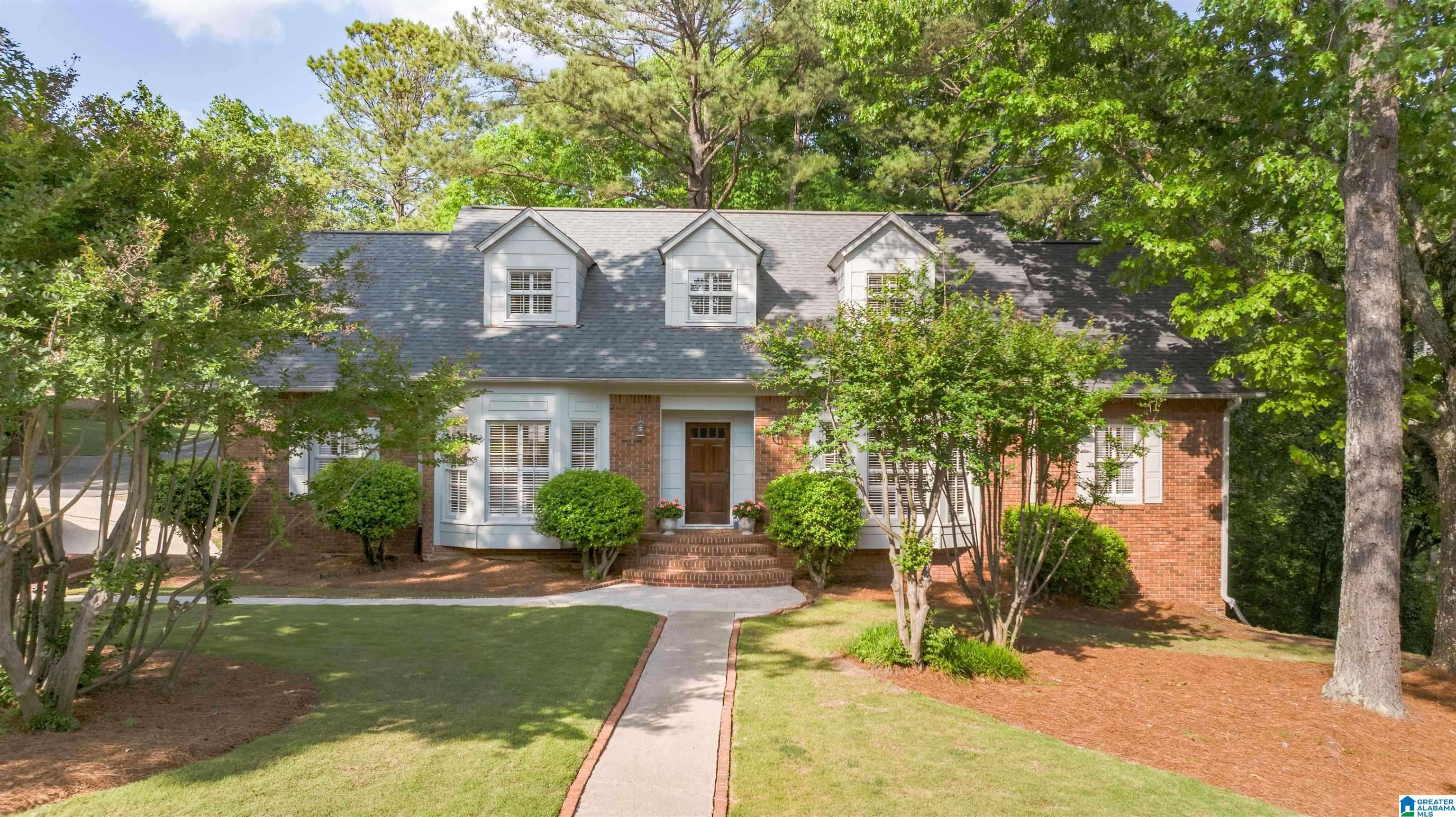 Mountain Brook, AL 35223,4925 BRANDYWOOD CIRCLE