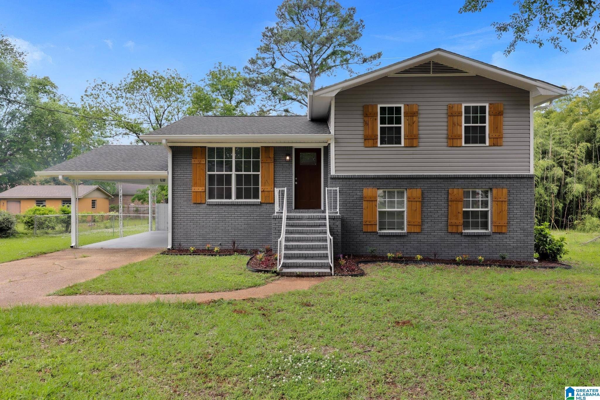 Bessemer, AL 35023,2712 EMERALD AVENUE
