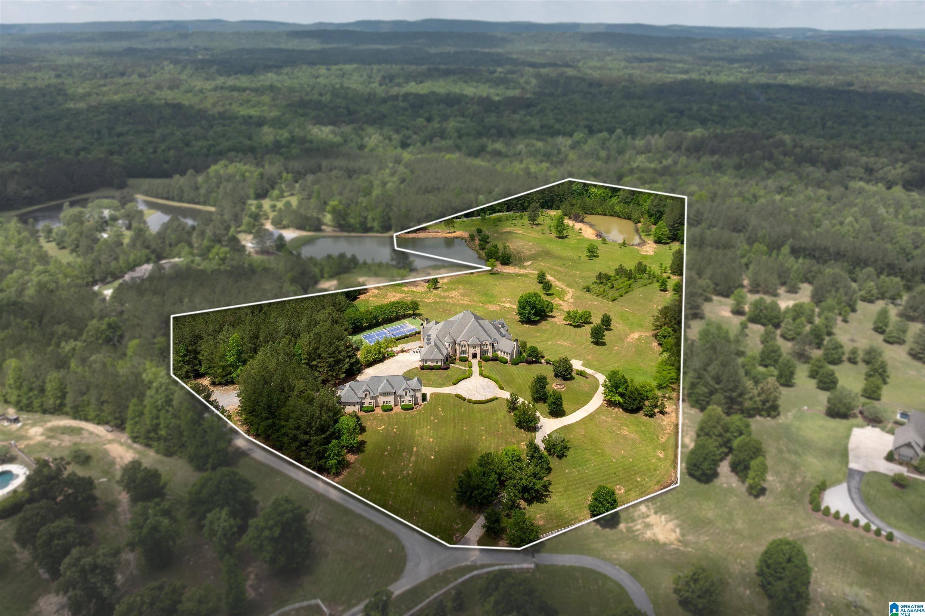 Columbiana, AL 35051,274 AUTUMN RIDGE DRIVE