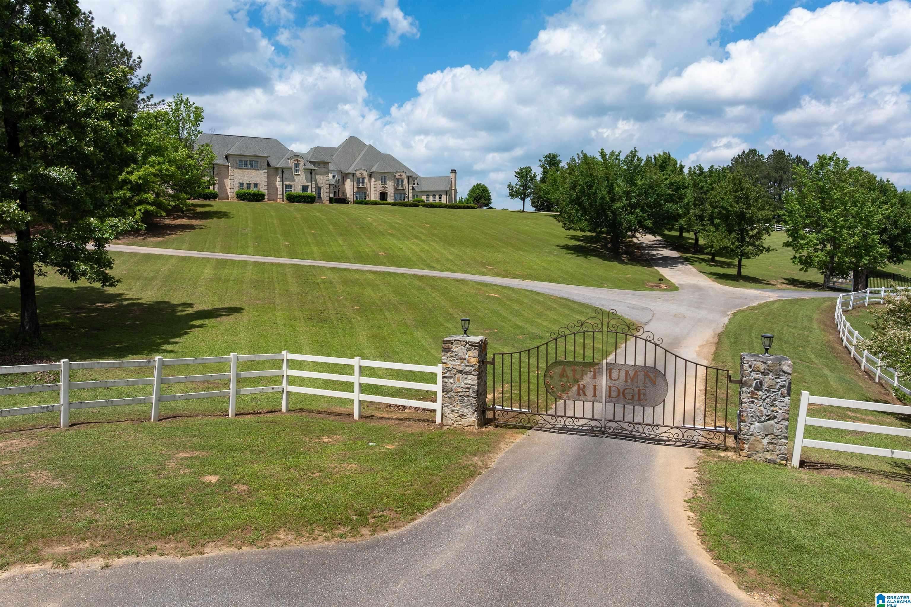 Columbiana, AL 35051,274 AUTUMN RIDGE DRIVE