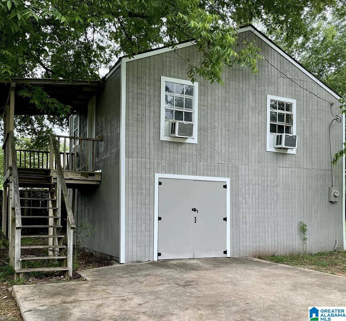 Hueytown, AL 35023,640 & 642 S PARKELL AVENUE