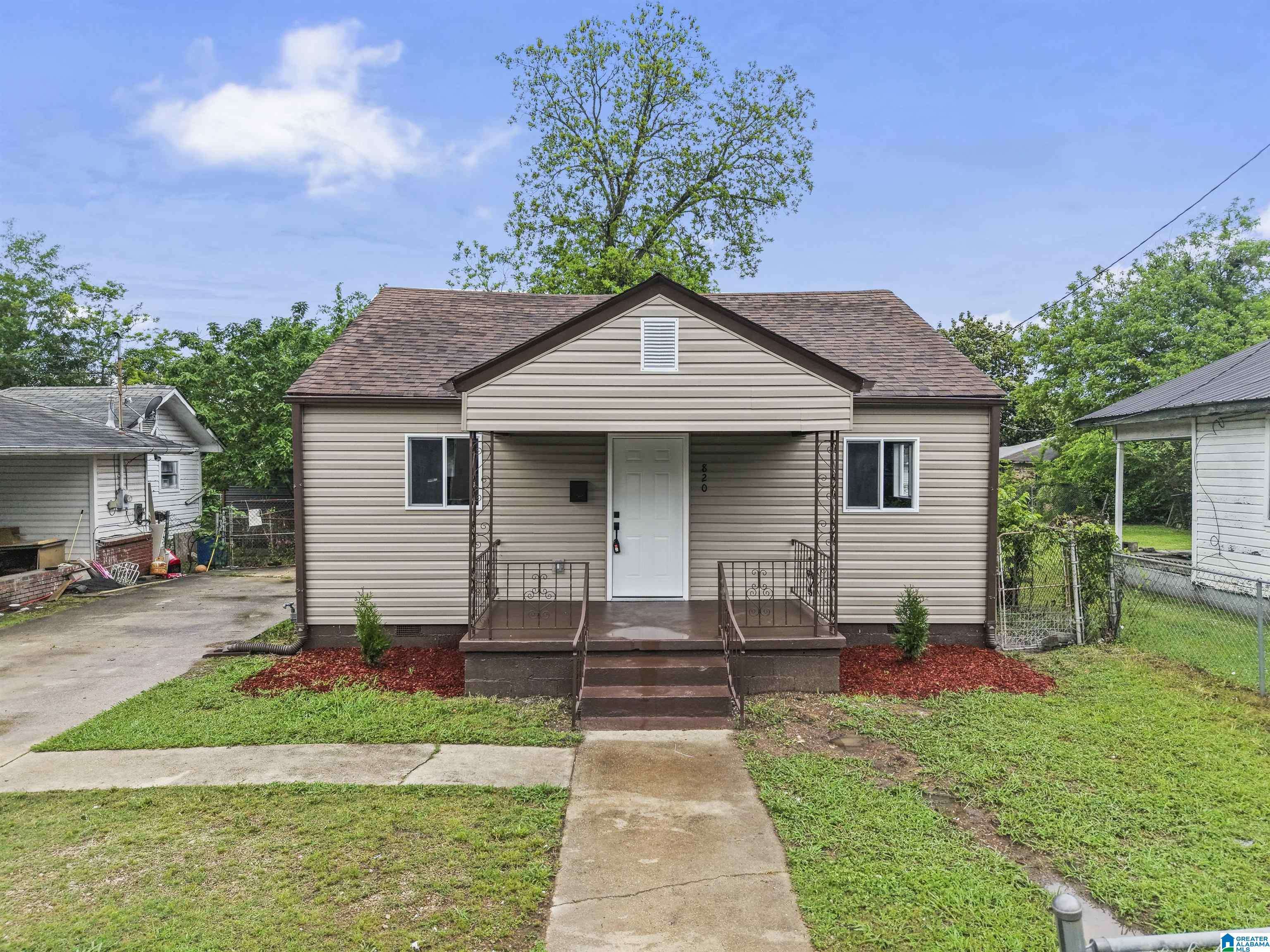 Bessemer, AL 35020,820 3RD AVENUE N